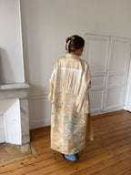 Veste longue upcyclée satinée dorée et franges - S/M