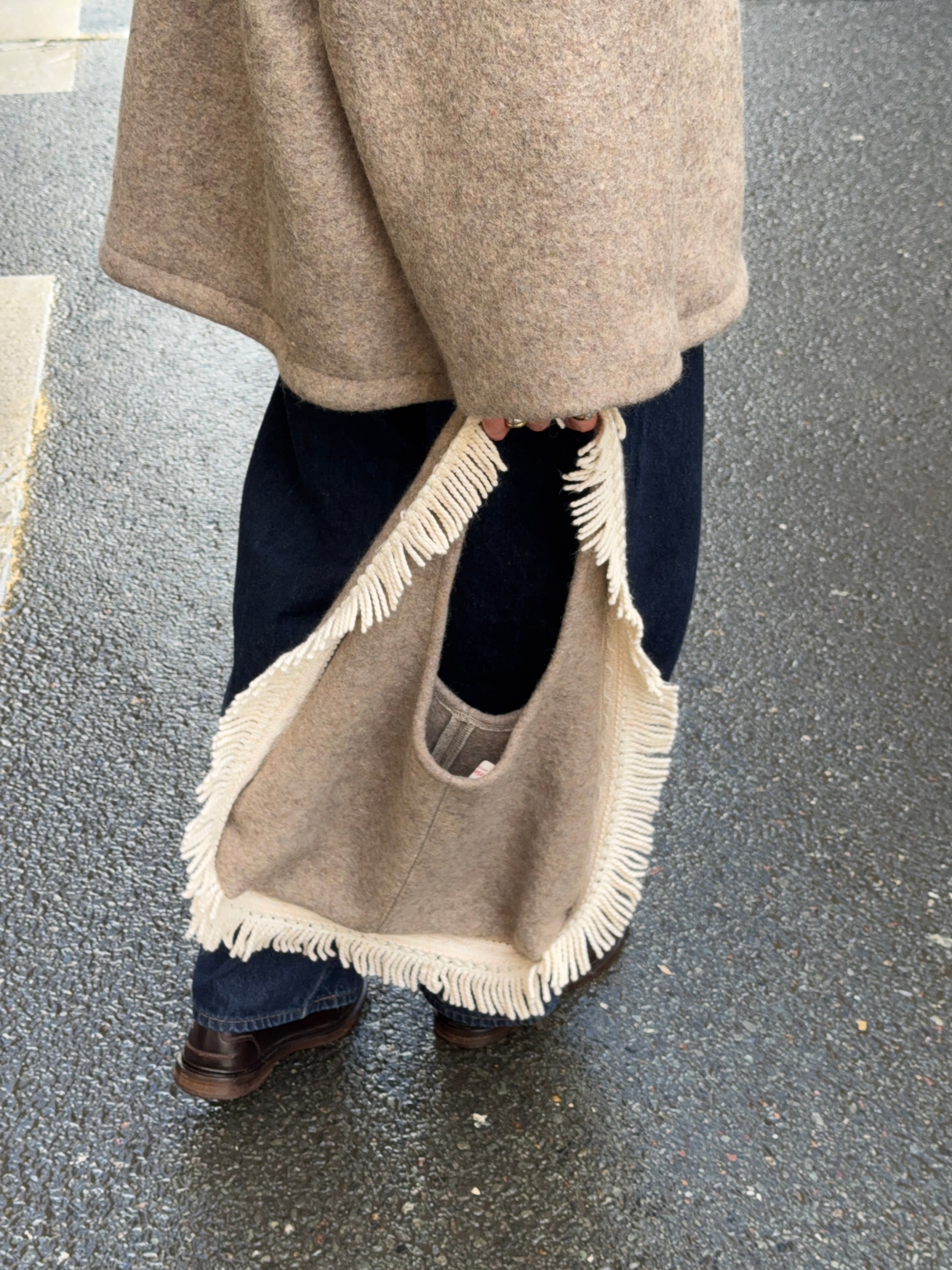 Sac upcyclé laine grise et franges vintage - petit