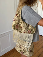 Sac upcyclé doré et franges