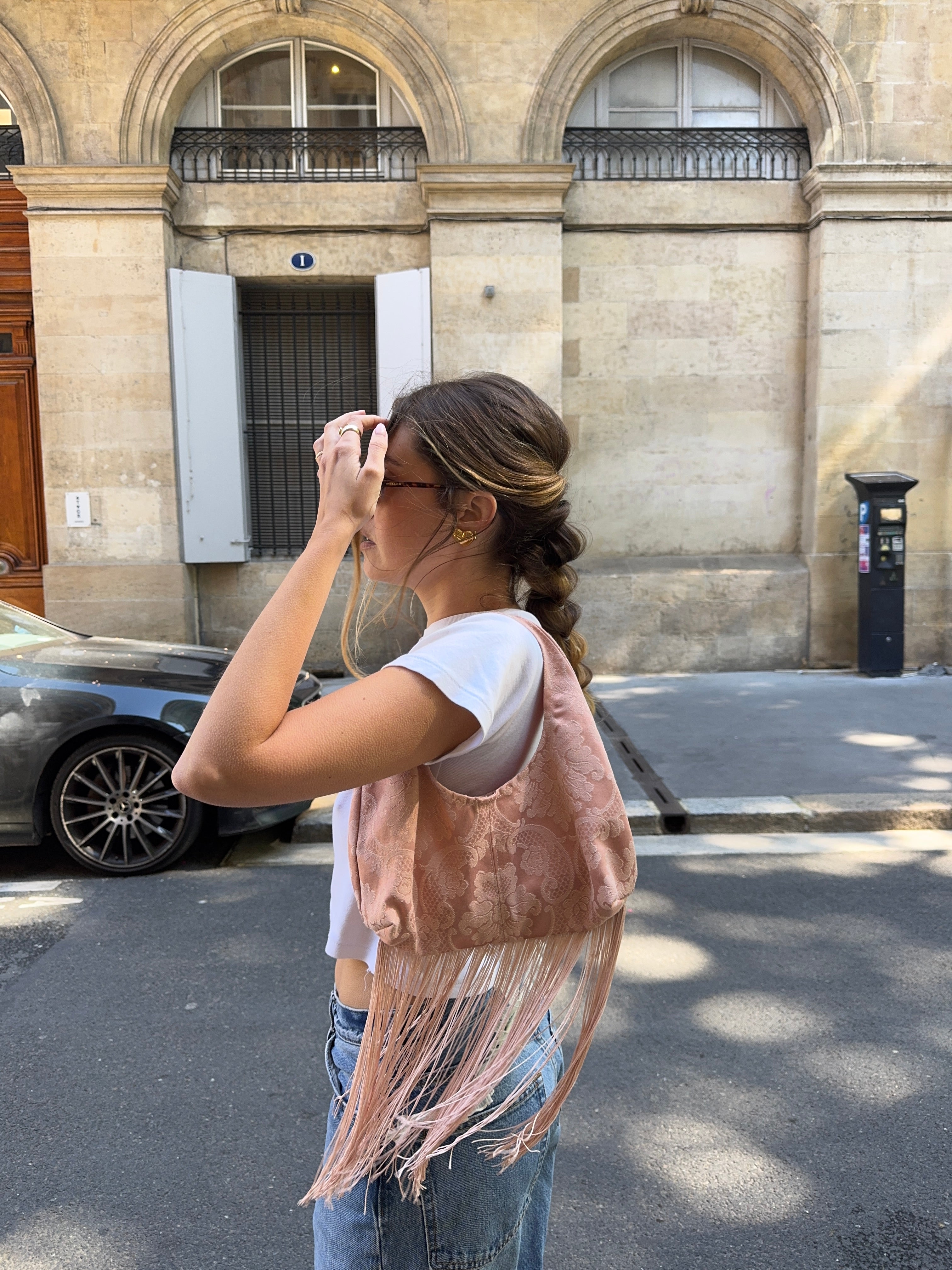 Sac upcyclé rose à motifs et franges vintage - petit