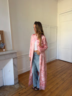 Veste longue upcyclée satinée rose et franges - S