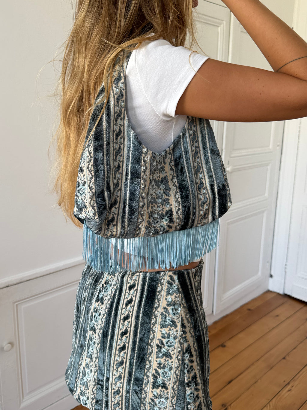 Sac upcyclé à motifs et franges