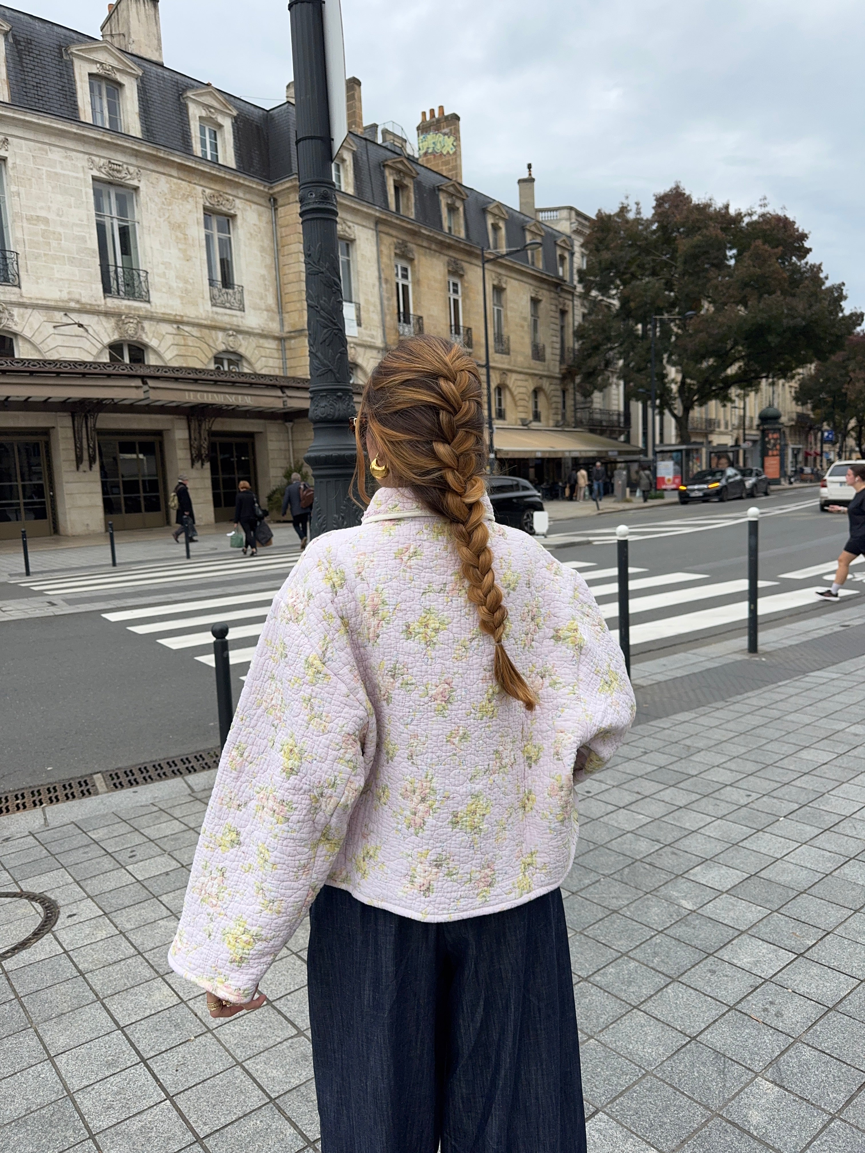 Veste upcyclée matelassée lilas à fleurs
