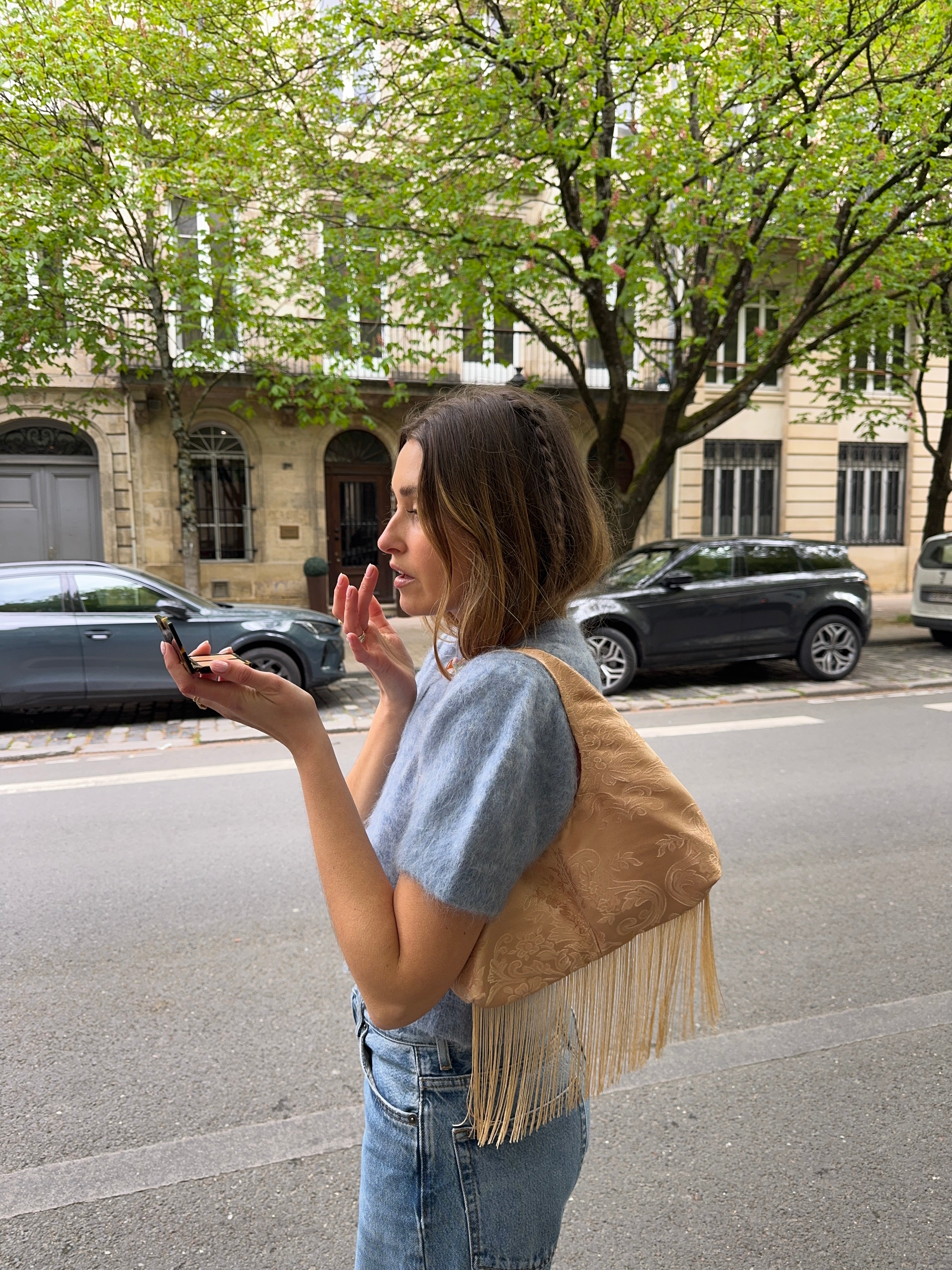 Sac upcyclé satiné et franges