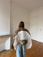 Veste upcyclée à fleurs et franges