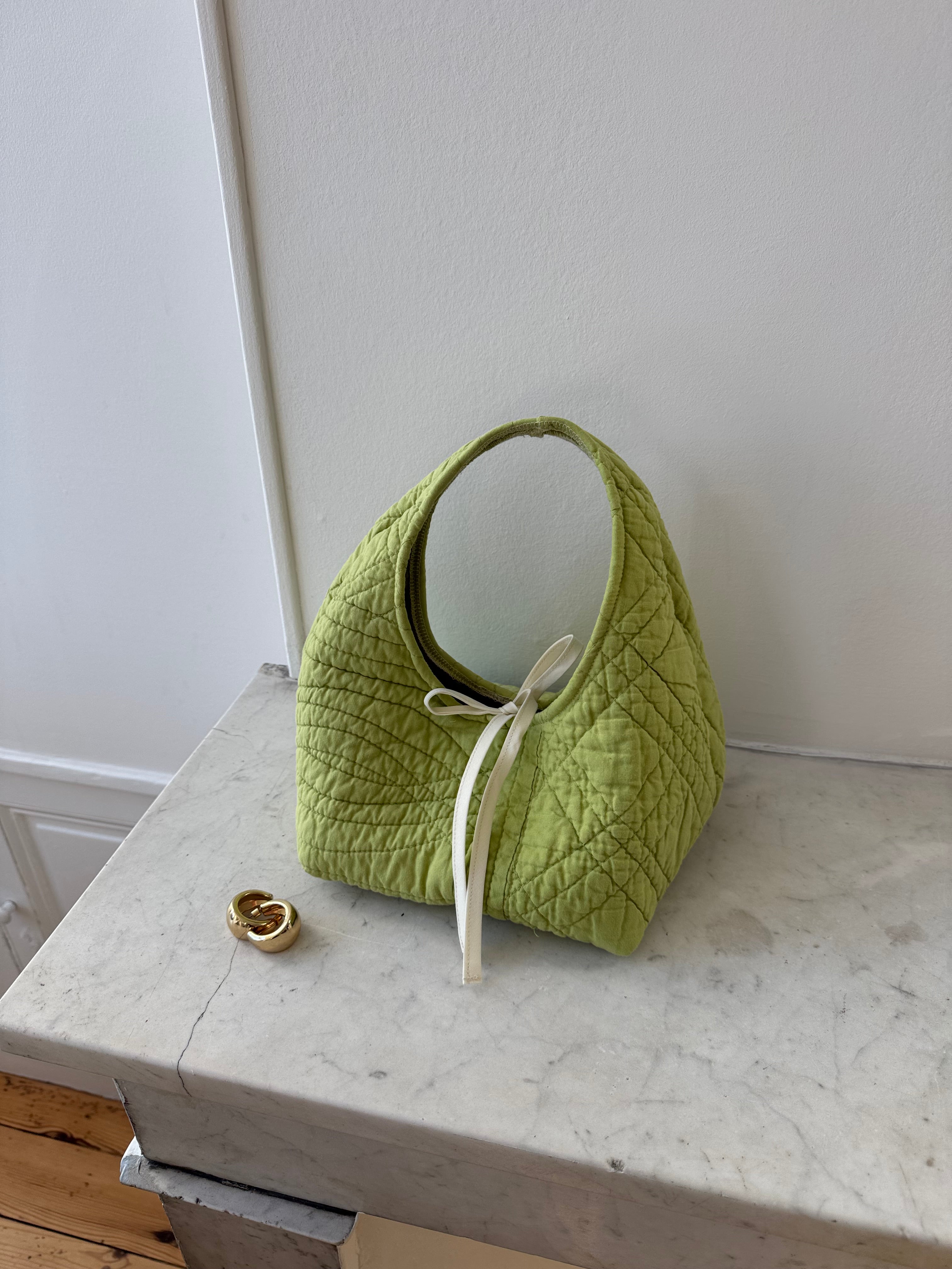 Petit sac upcyclé matelassé vert