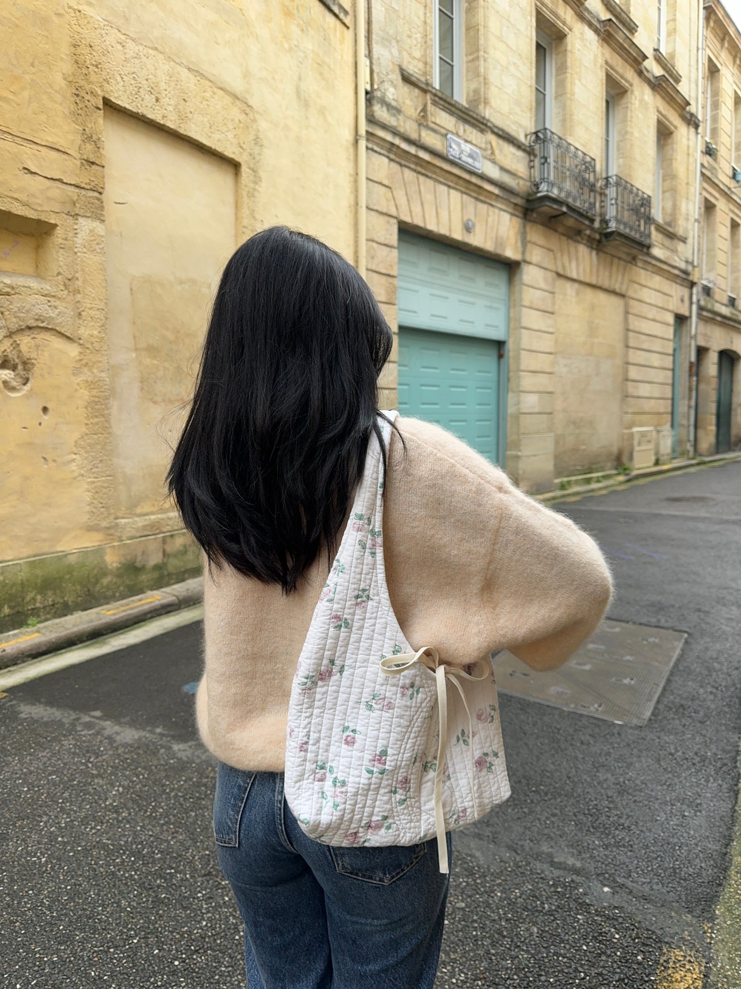 Sac upcyclé matelassé blanc à fleurs