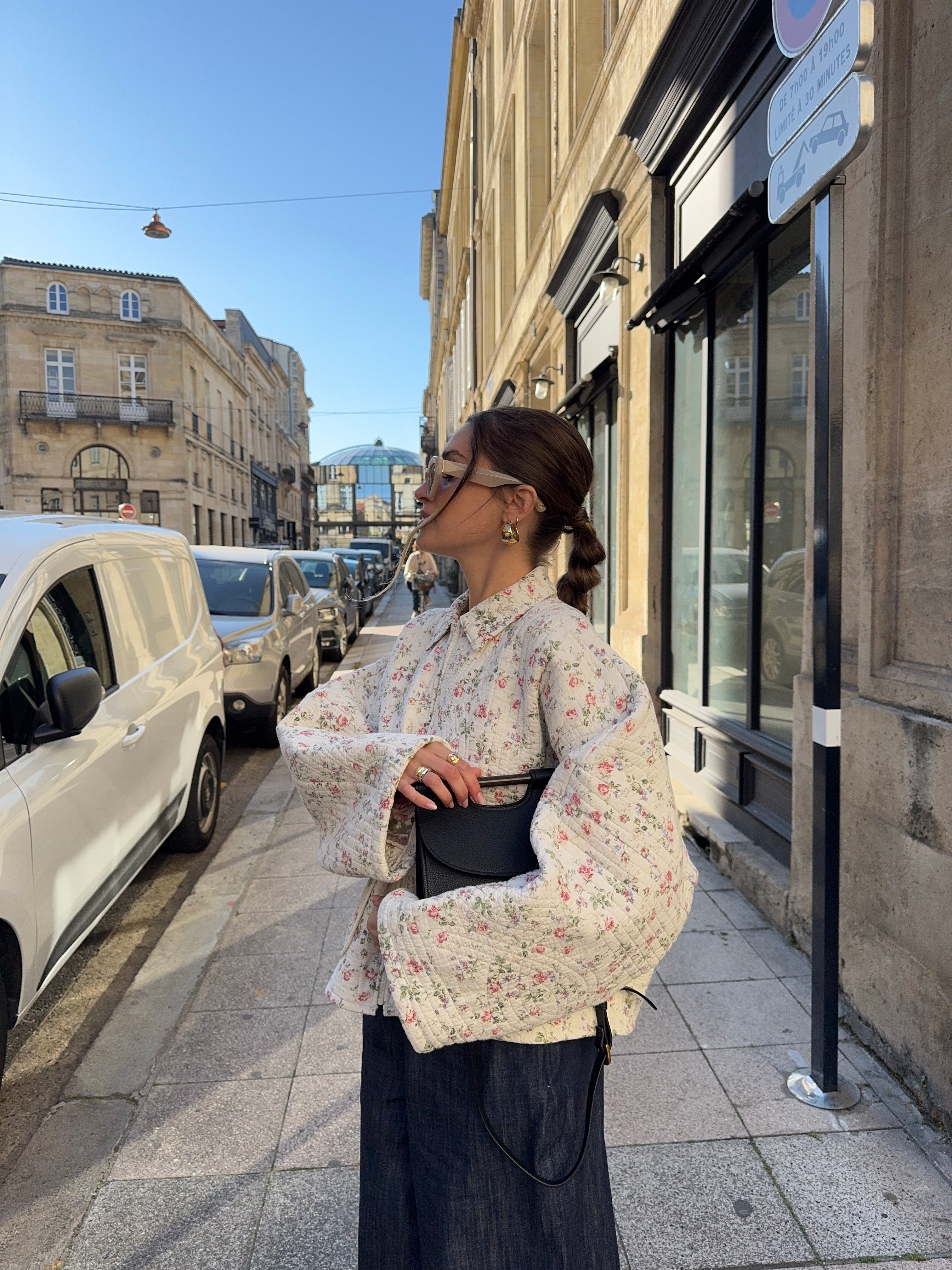 Veste upcyclée matelassée blanche à fleurs