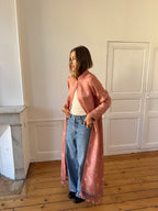 Veste longue upcyclée satinée rosée et franges - S/M