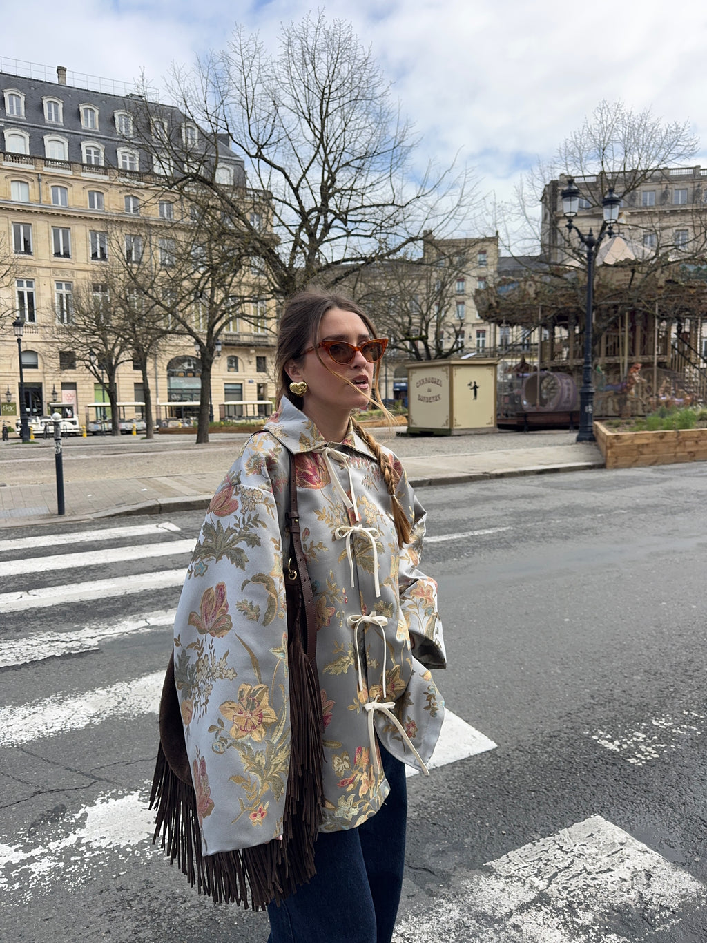Veste upcyclée bleu-vert satiné à motifs vintage