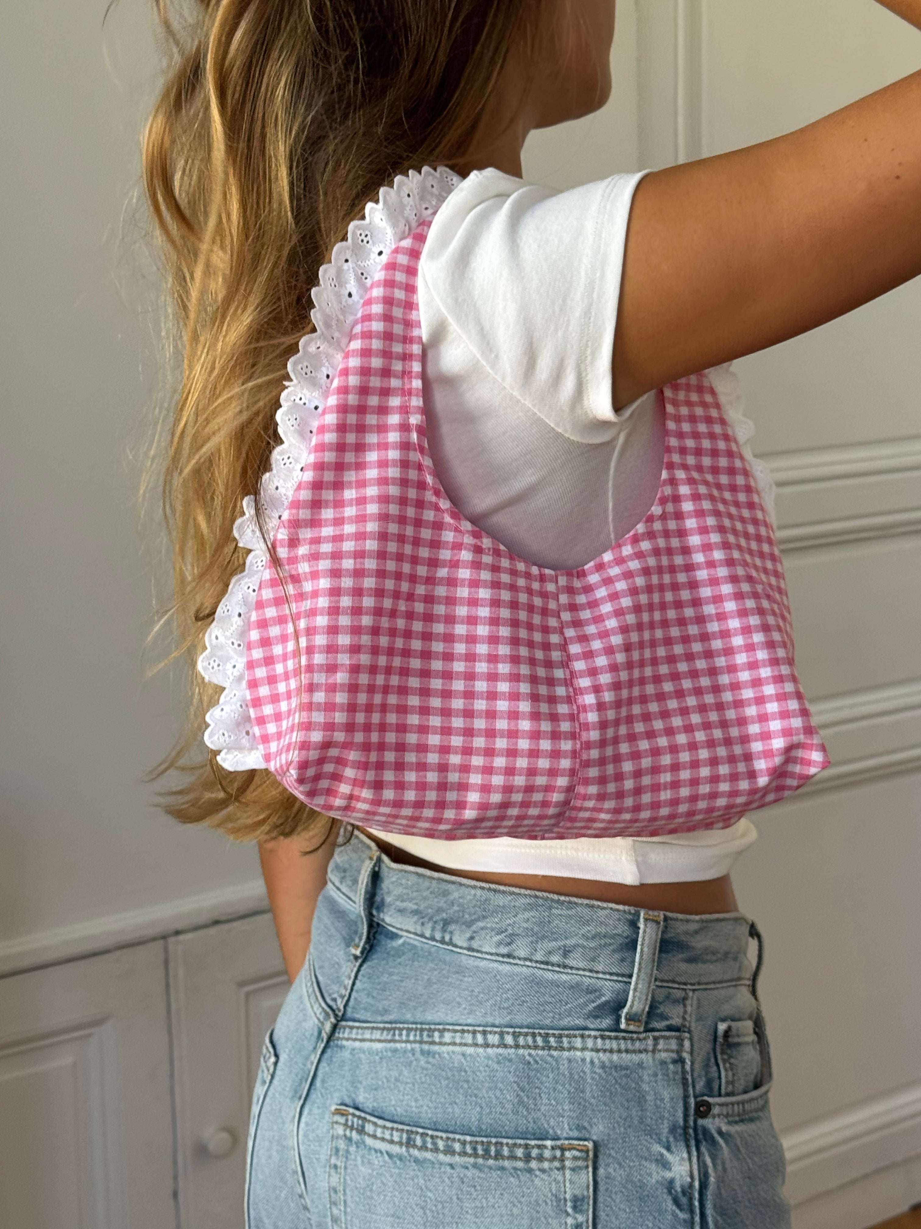 Sac upcyclé vichy et dentelle