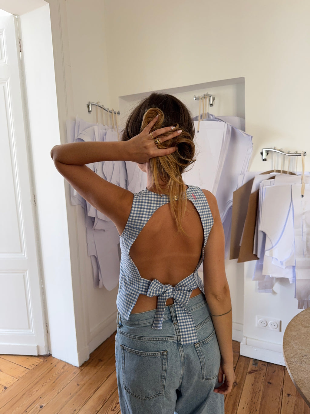 Top dos nu upcyclé vichy bleu clair