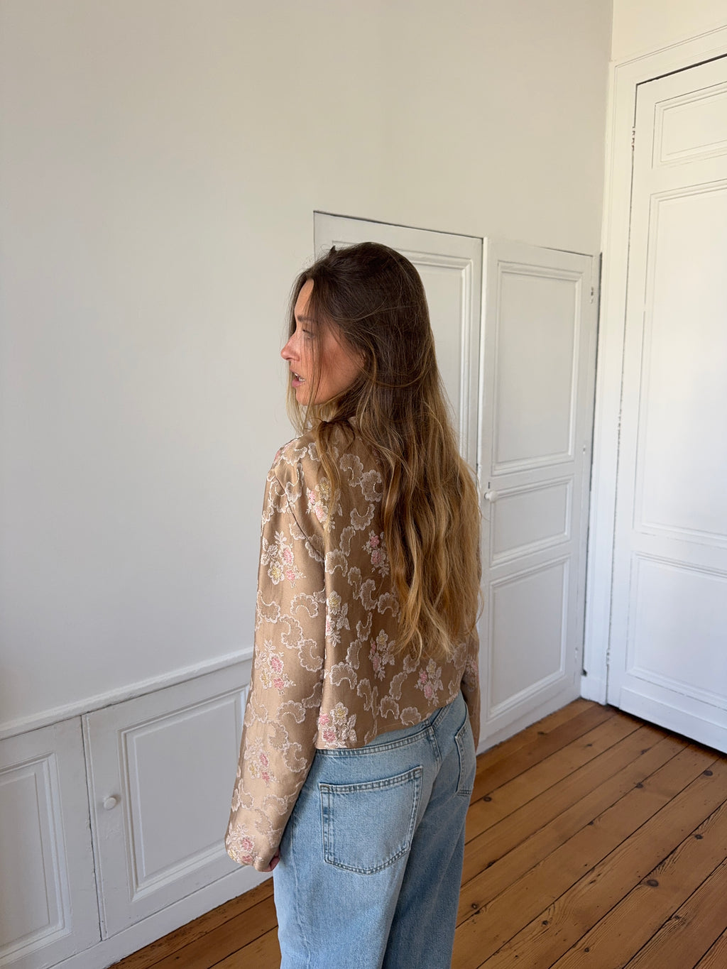 Veste courte upcyclée satinée marron clair - XL