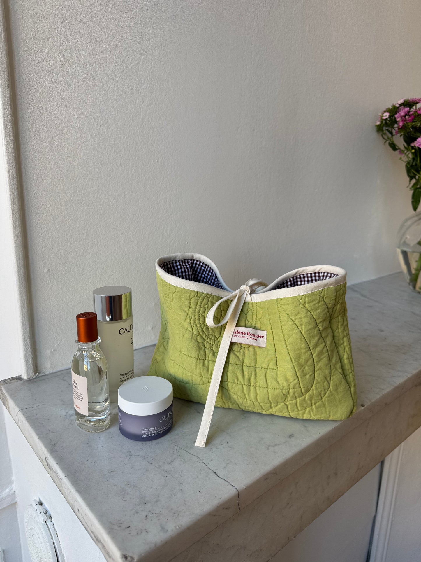 Trousse upcyclée matelassée verte