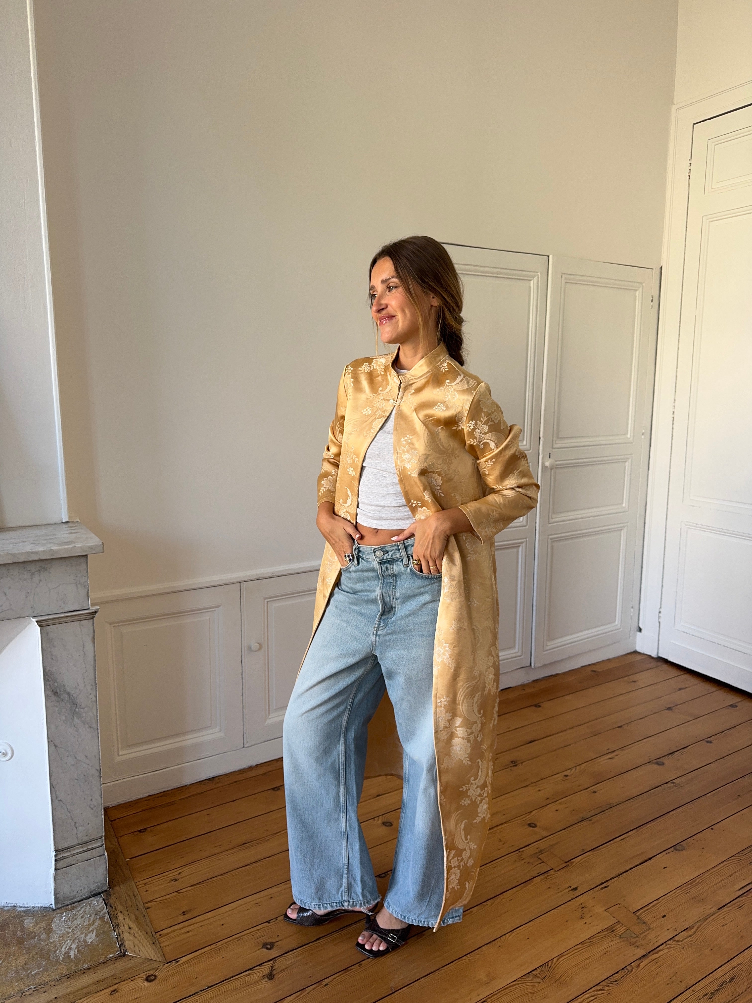 Veste longue upcyclée satinée dorée - S