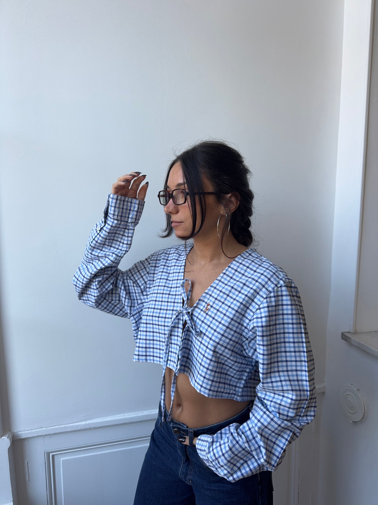 Chemise upcyclée cache-cœur à carreaux bleus