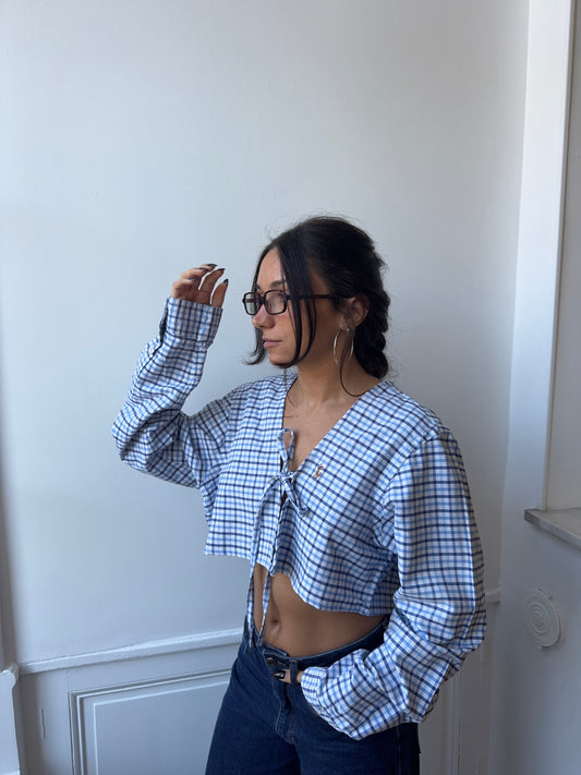 Chemise upcyclée cache-cœur à carreaux bleus