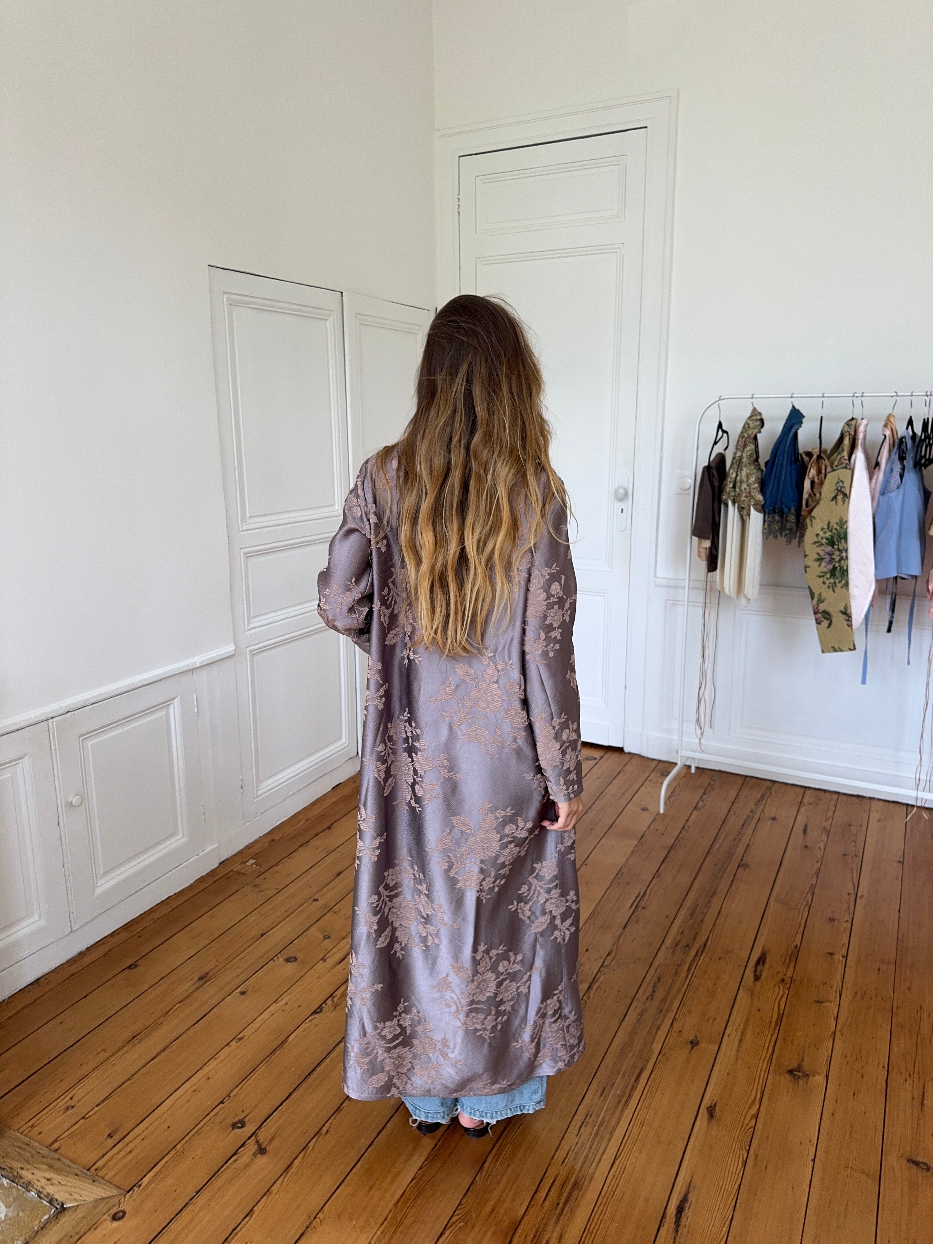 Veste longue upcyclée satinée - M