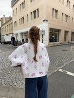 Veste upcyclée matelassée blanche à fleurs violettes
