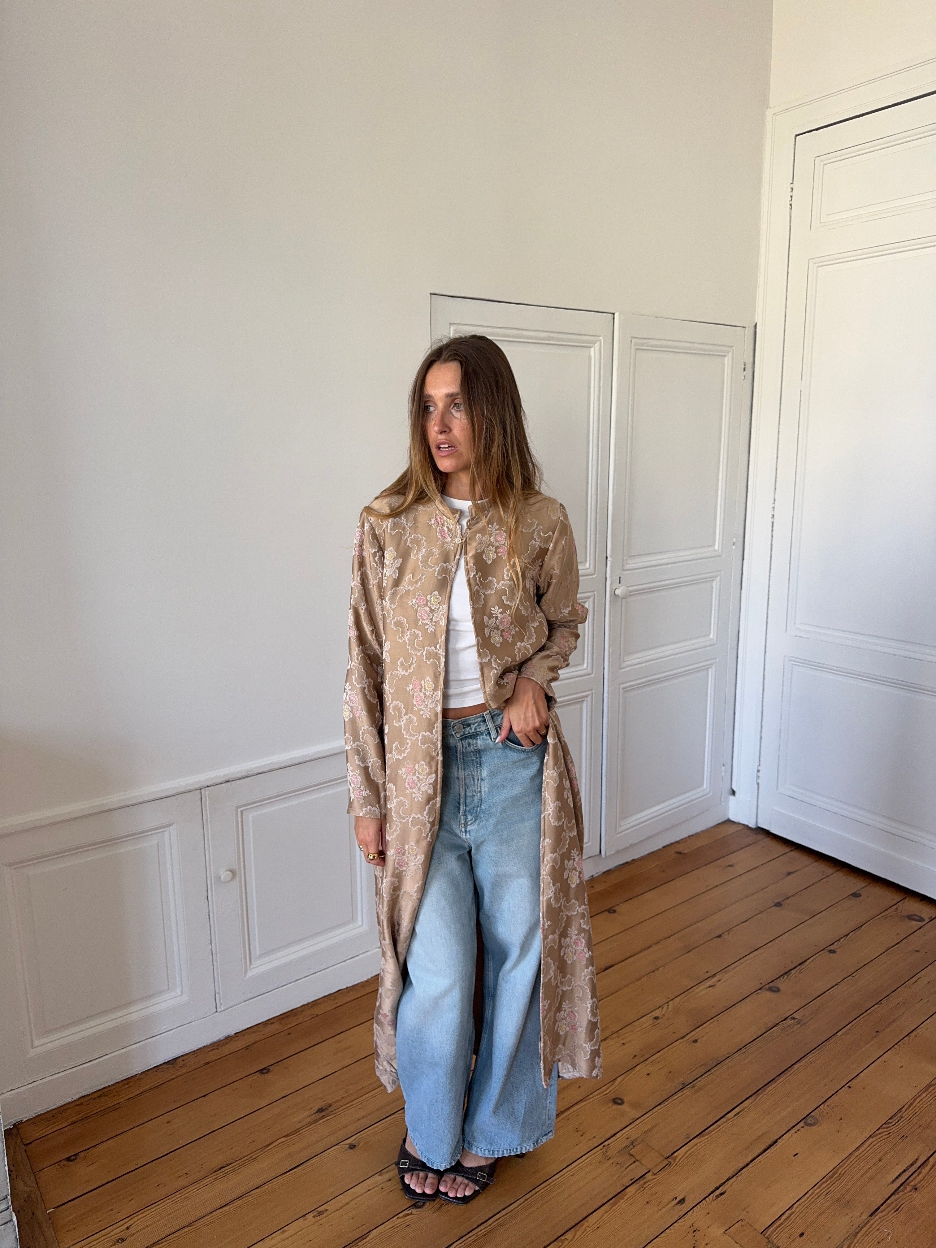 Veste longue upcyclée satinée marron clair - S