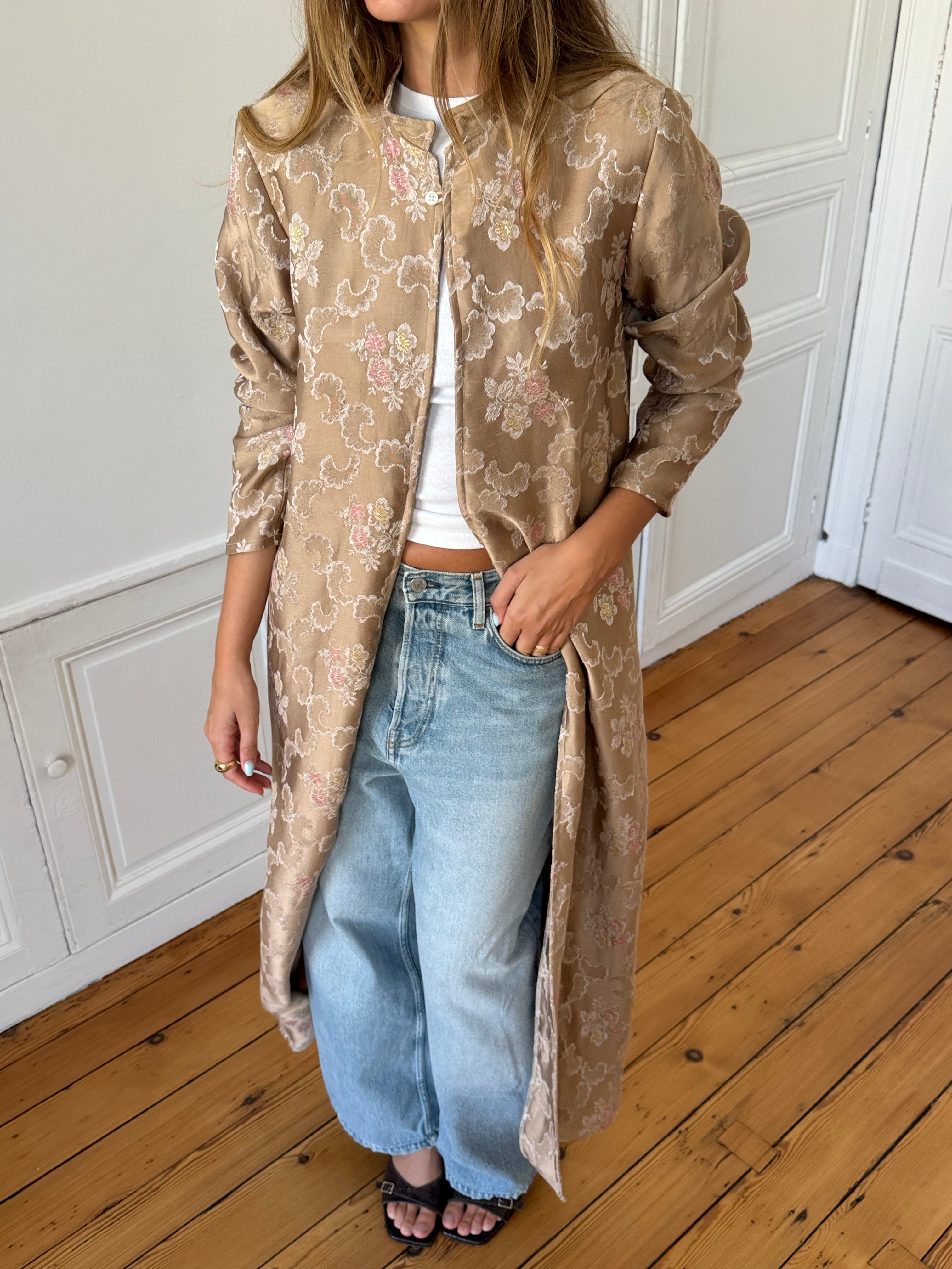 Veste longue upcyclée satinée marron clair - S