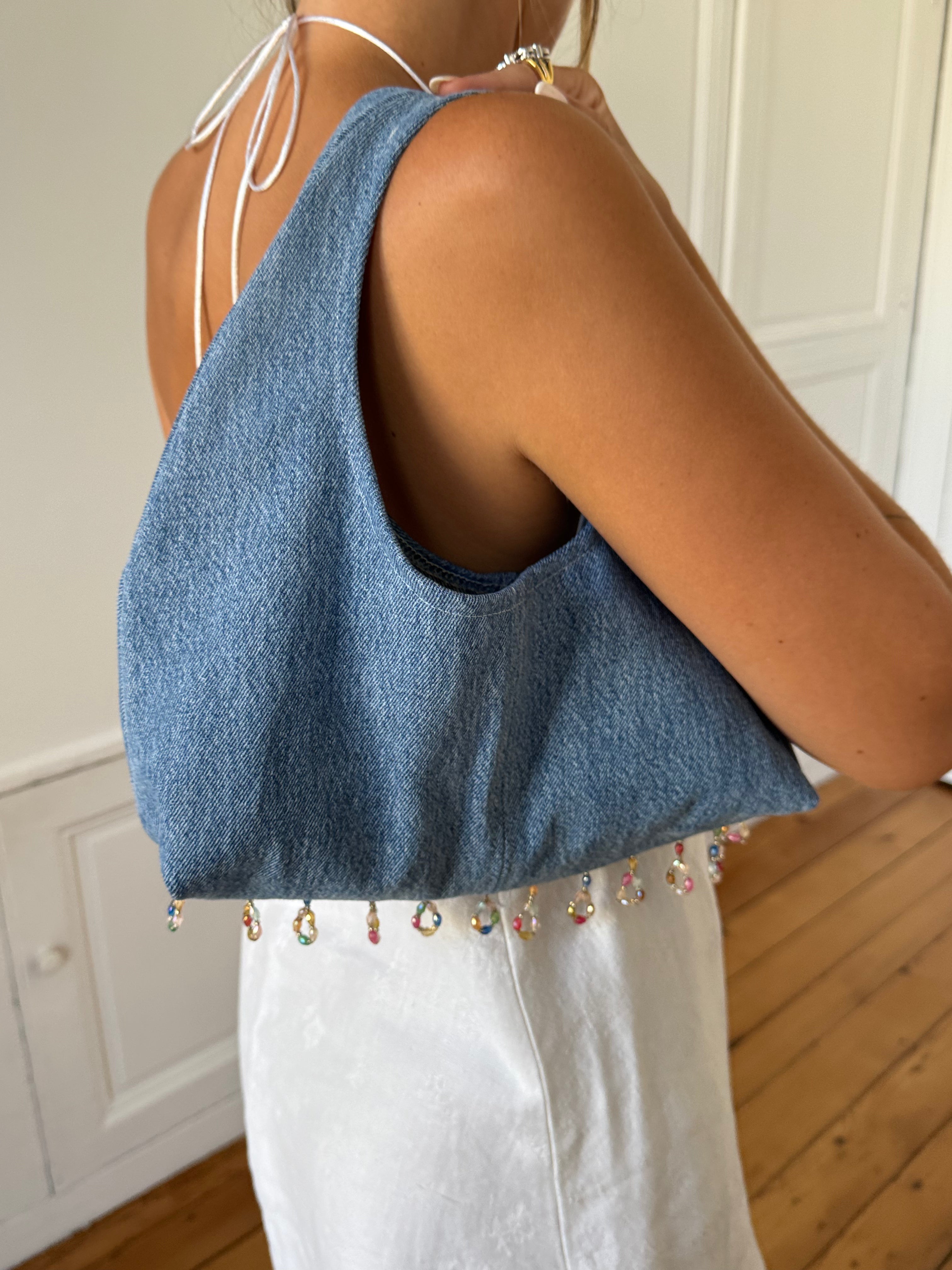 Sac upcyclé denim et perles