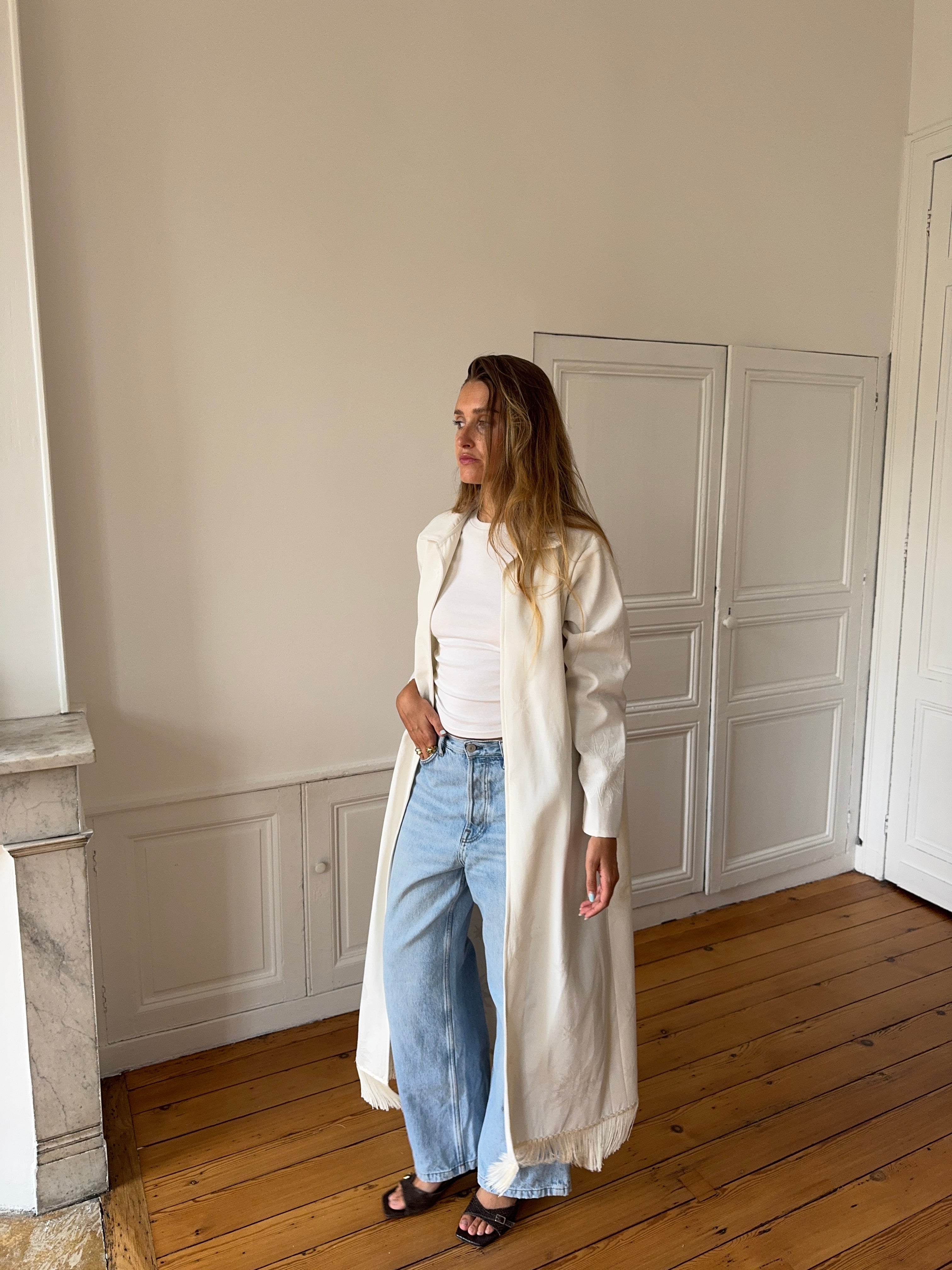 Veste longue upcyclée blanche et franges - M/L