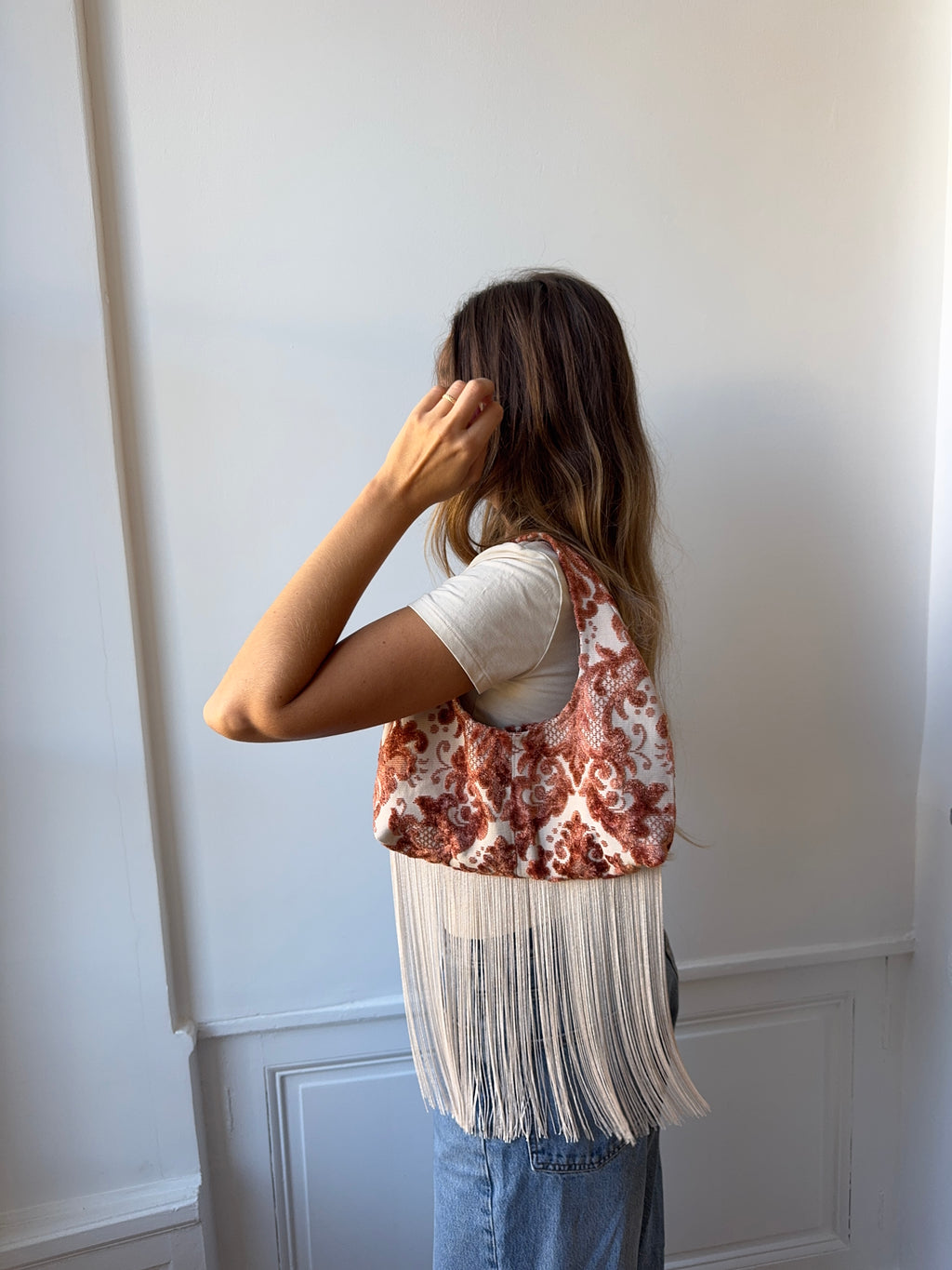 Sac upcyclé à motifs et franges