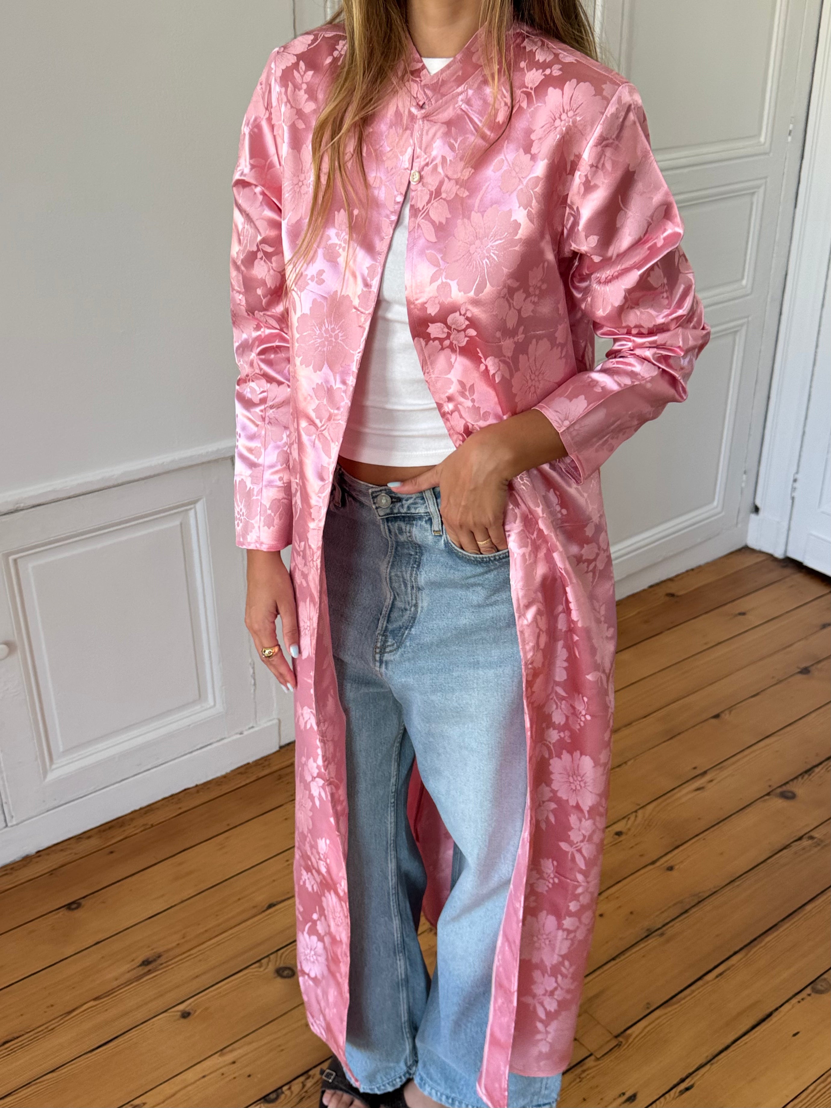 Veste longue upcyclée satinée rose - M