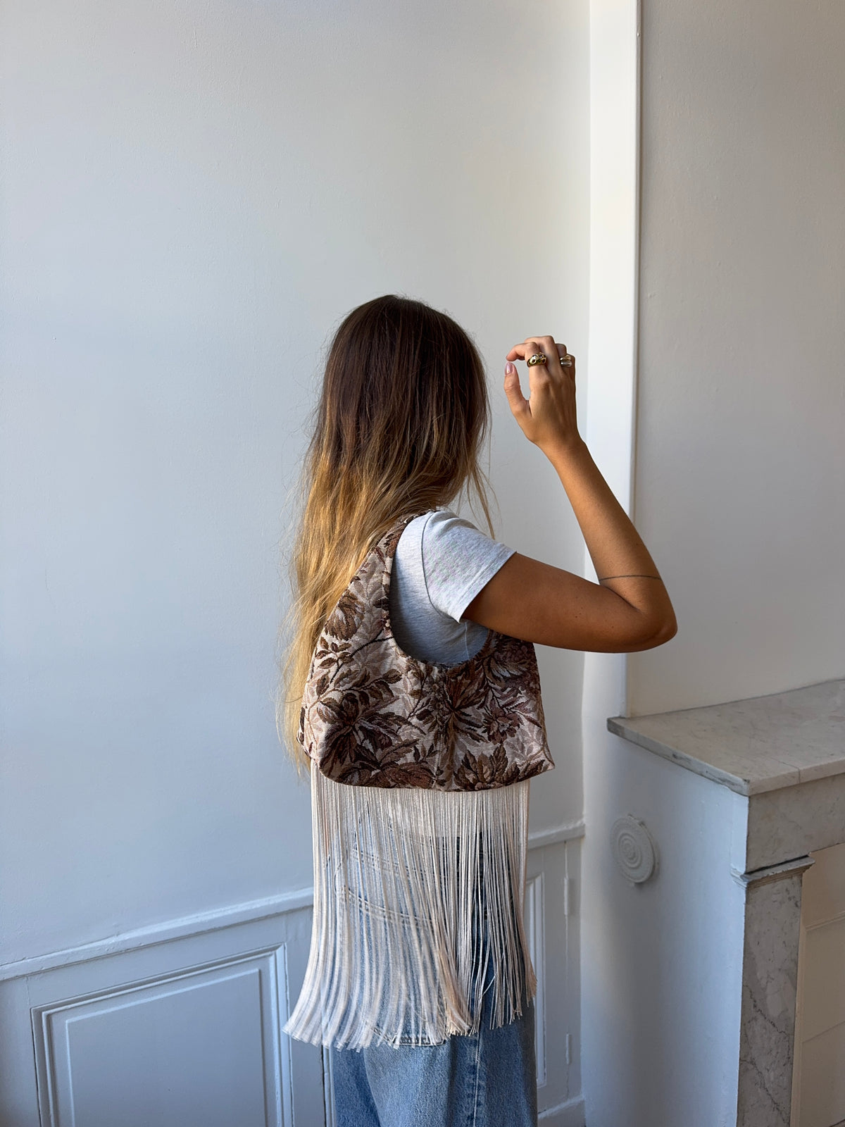 Sac upcyclé à motifs et franges