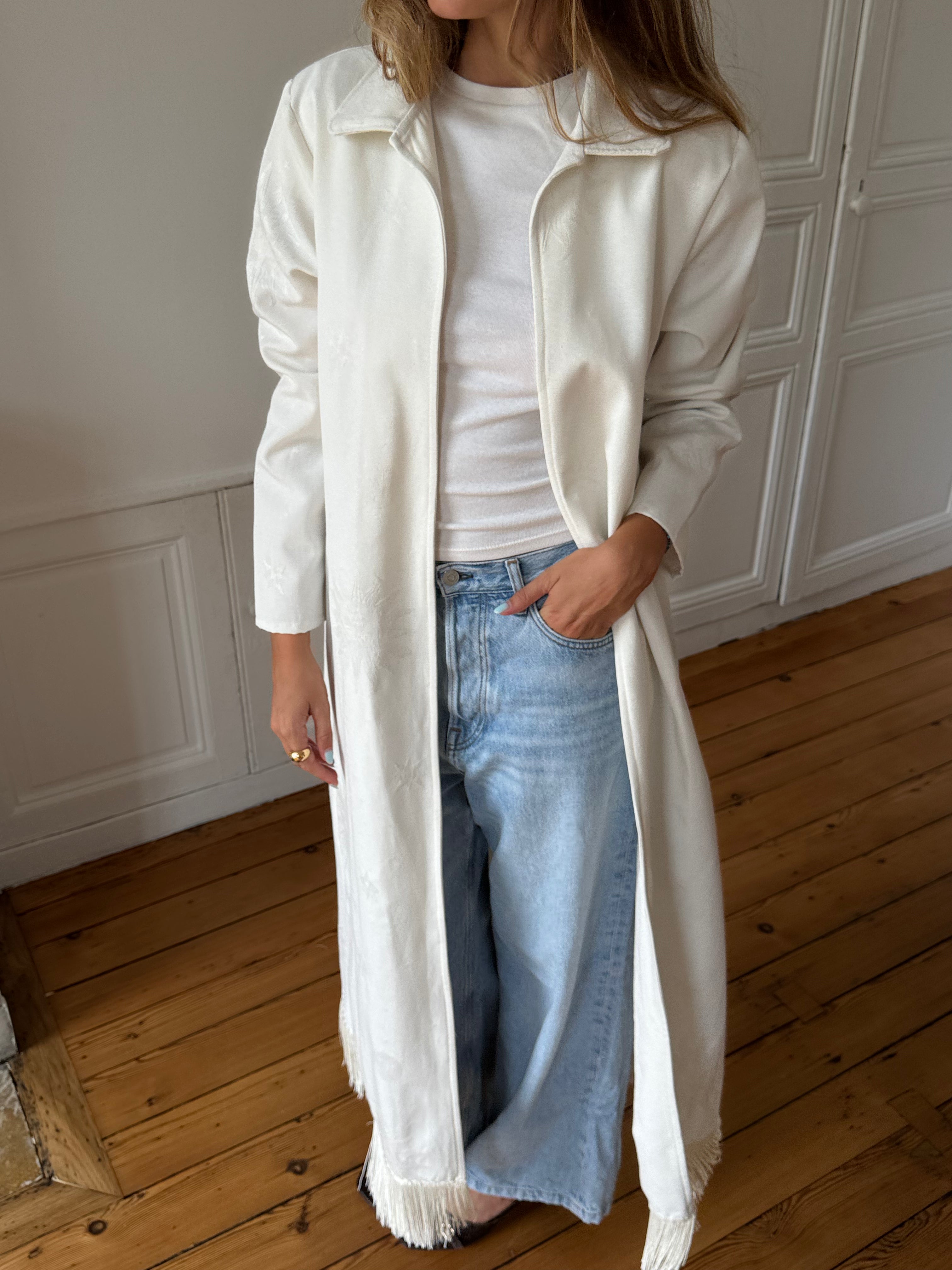 Veste longue upcyclée blanche et franges - M/L