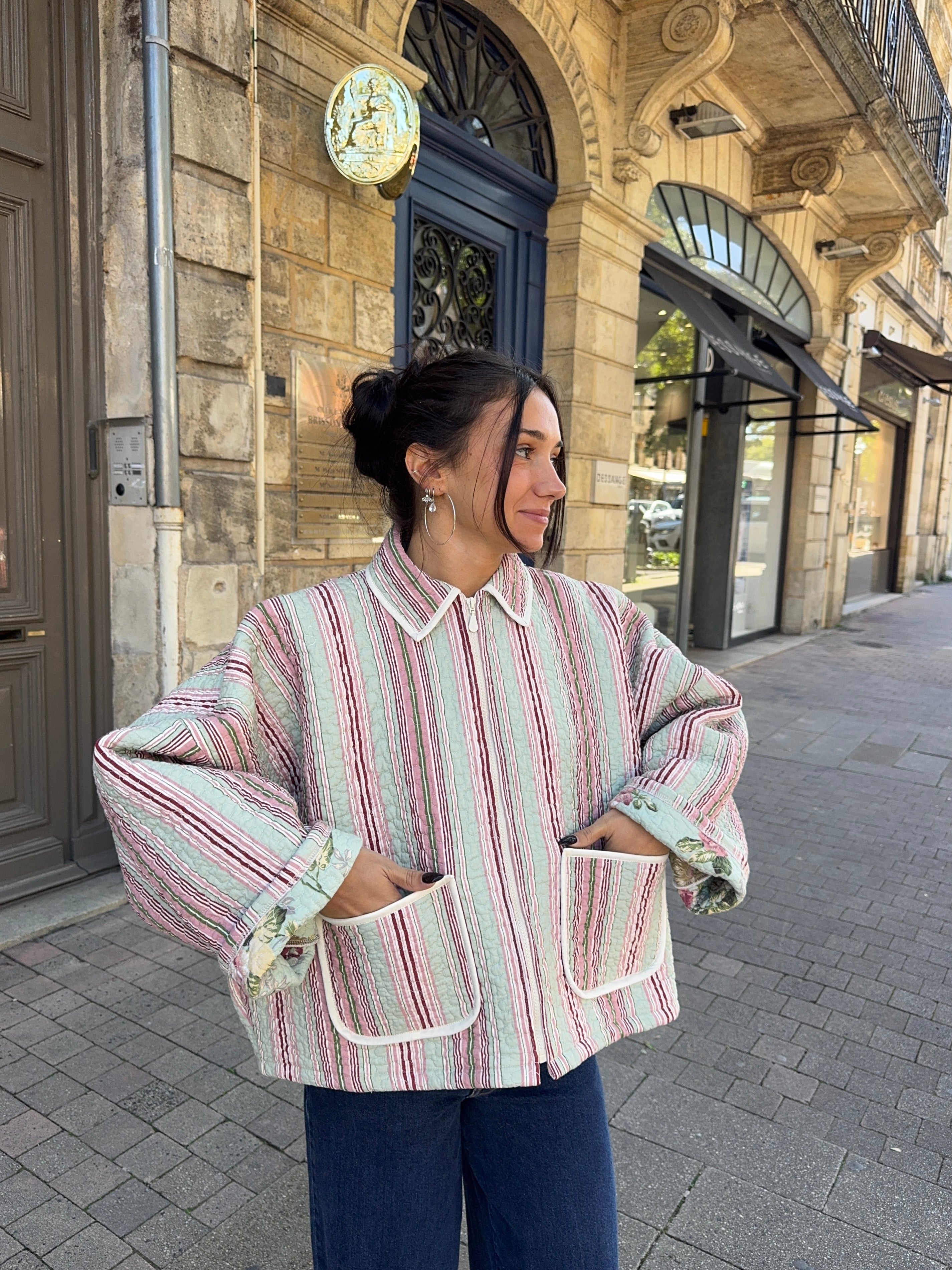 Veste upcyclée matelassée vert d'eau à rayures roses