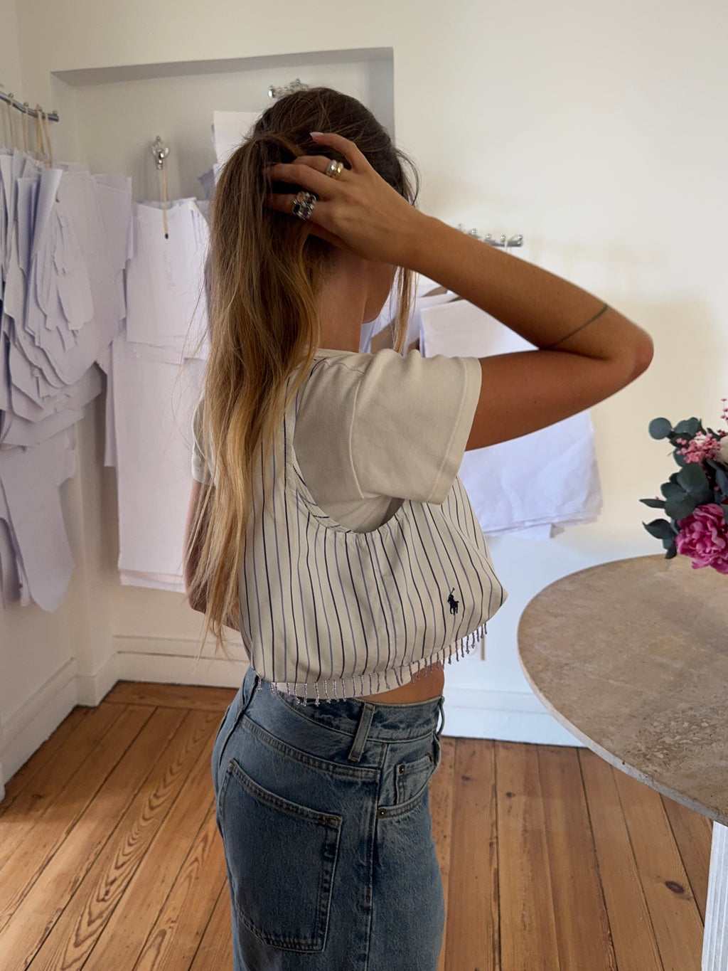 Sac upcyclé blanc à rayures et franges vintage - petit