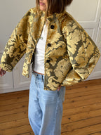 Veste upcyclée à motifs dorés - T1