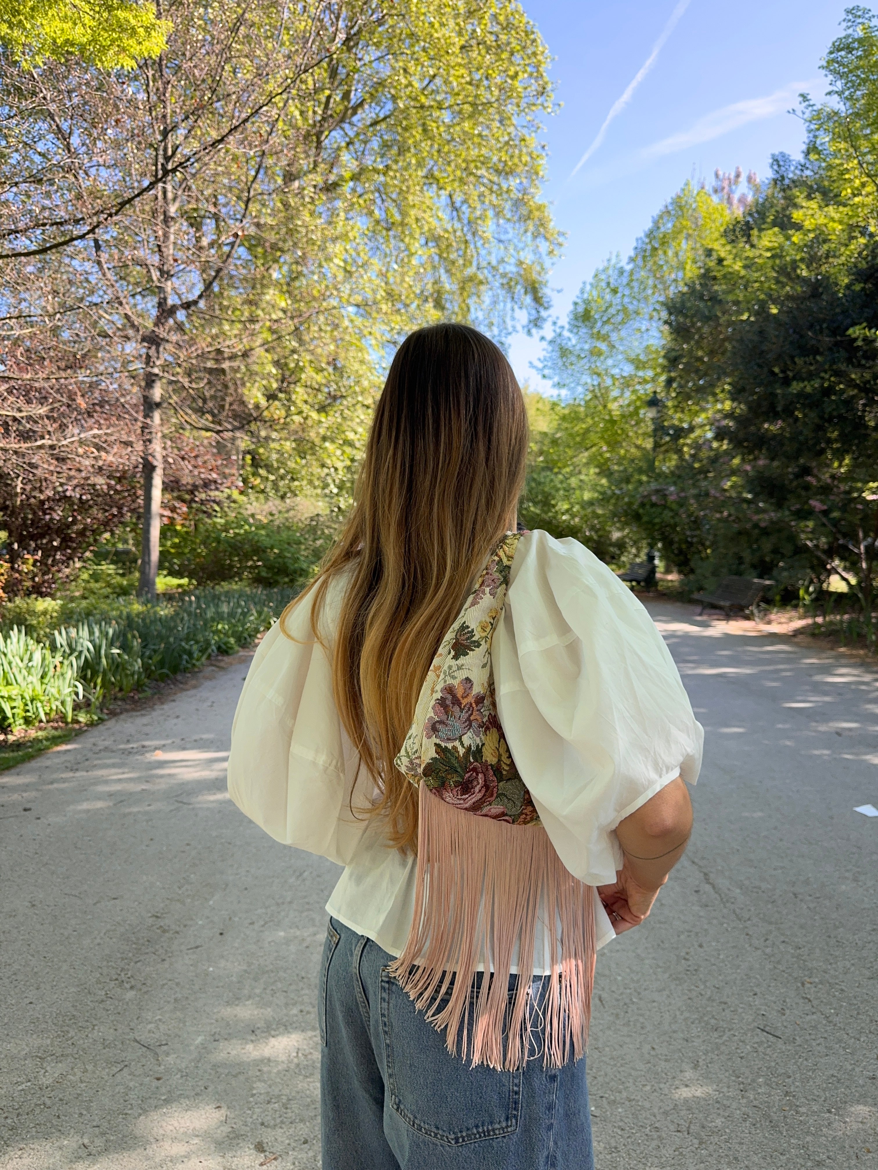Sac upcyclé fleurs et franges