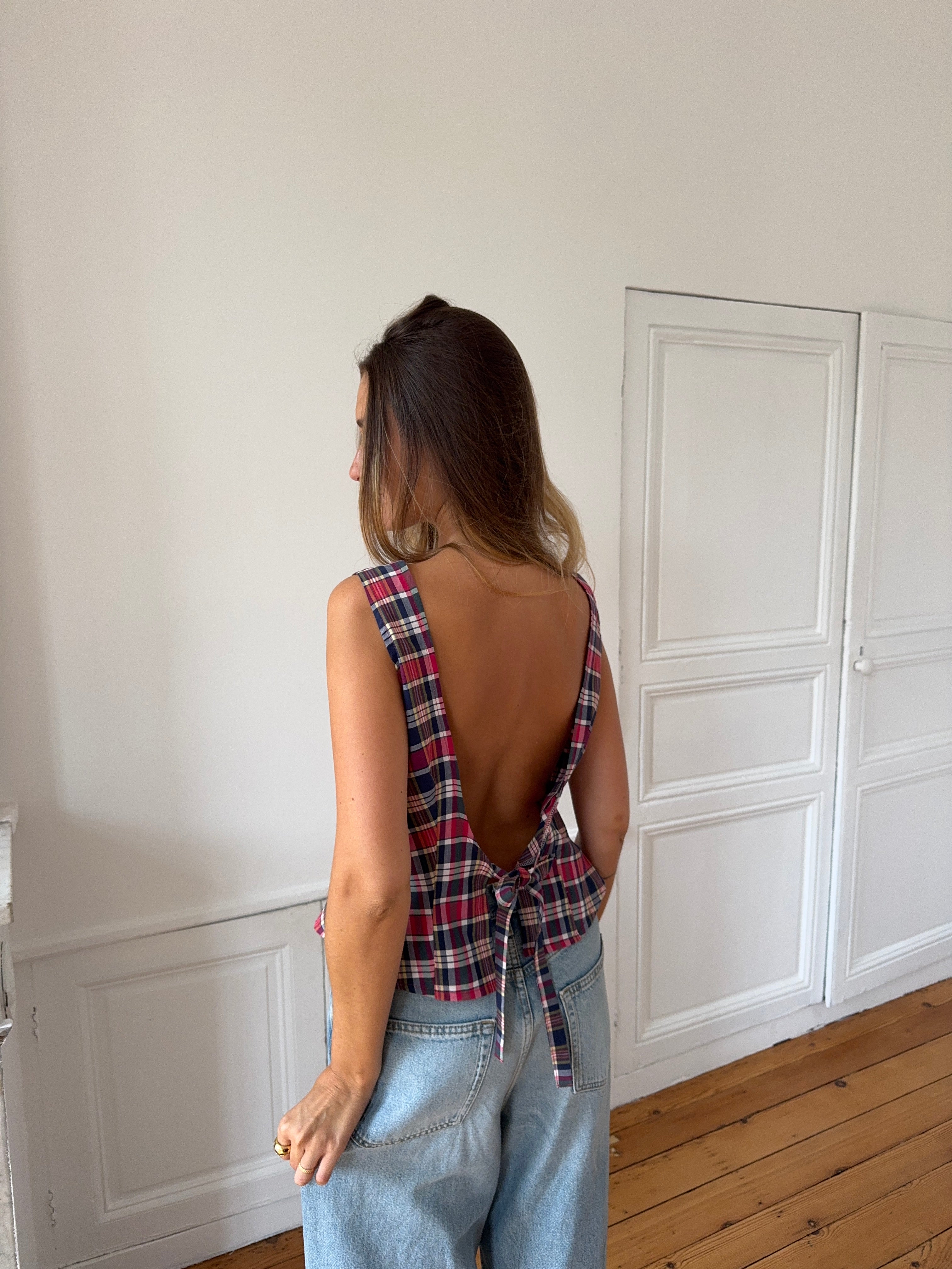 Top dos nu upcyclé à carreaux - L