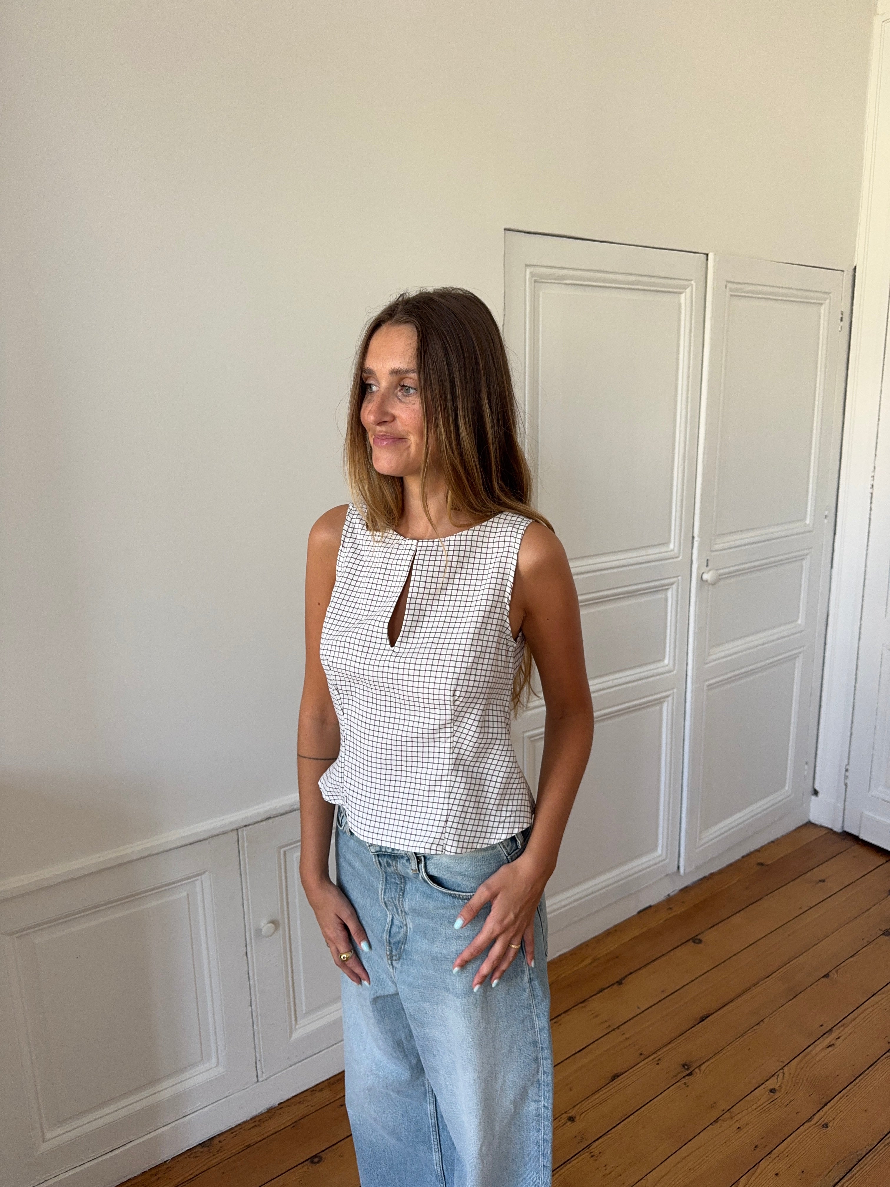Top dos nu upcyclé blanc à carreaux - M