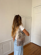 Sac upcyclé beige et franges