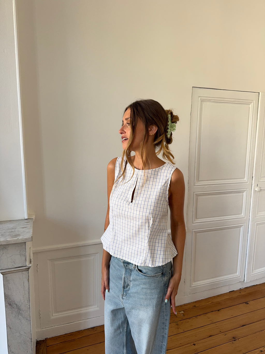Top dos nu upcyclé blanc à carreaux - L