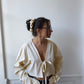 Chemise upcyclée jaune à rayures blanches + chouchou
