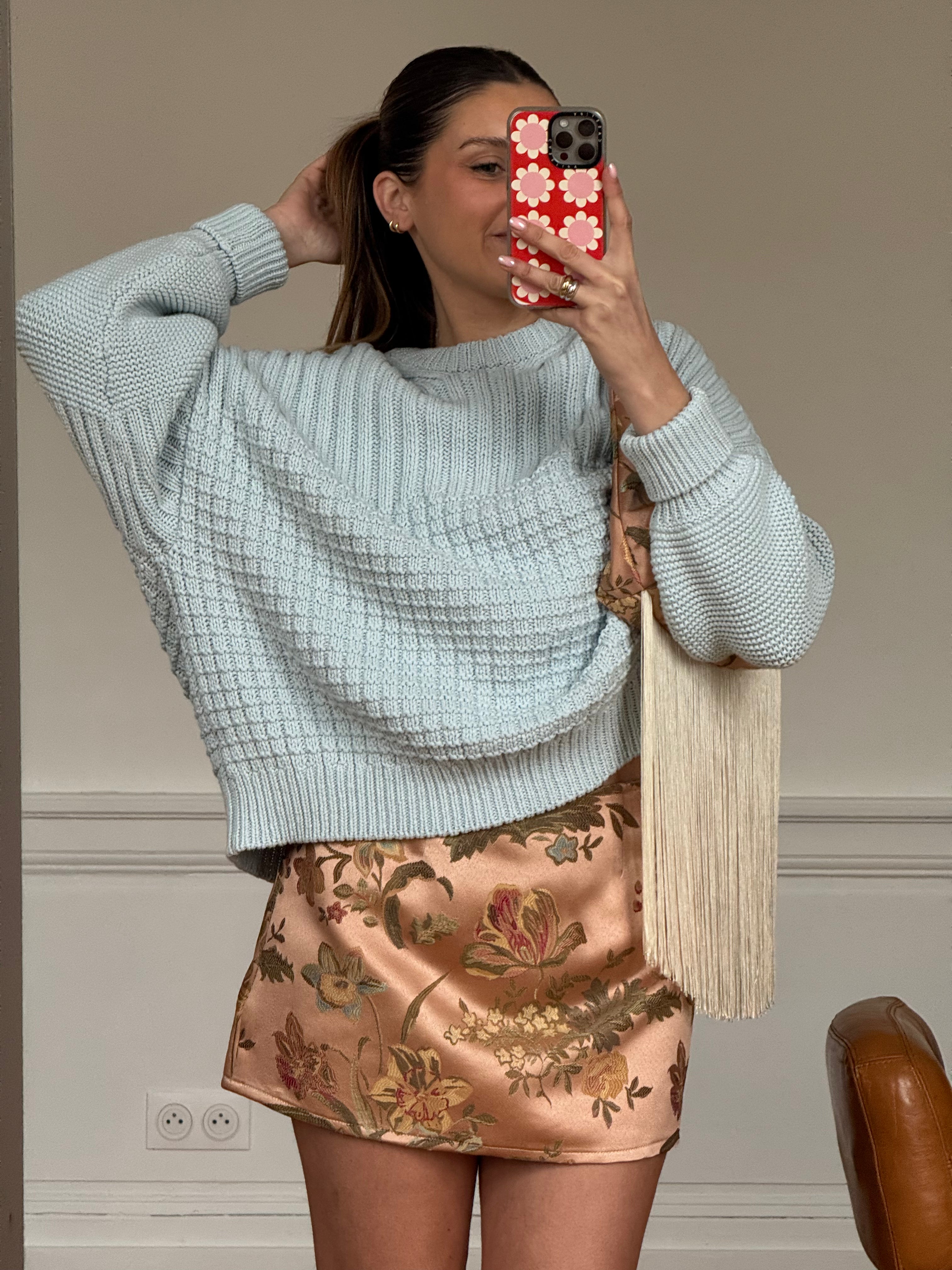 Jupe-short upcyclée satinée rosée/cuivrée à motifs vintage