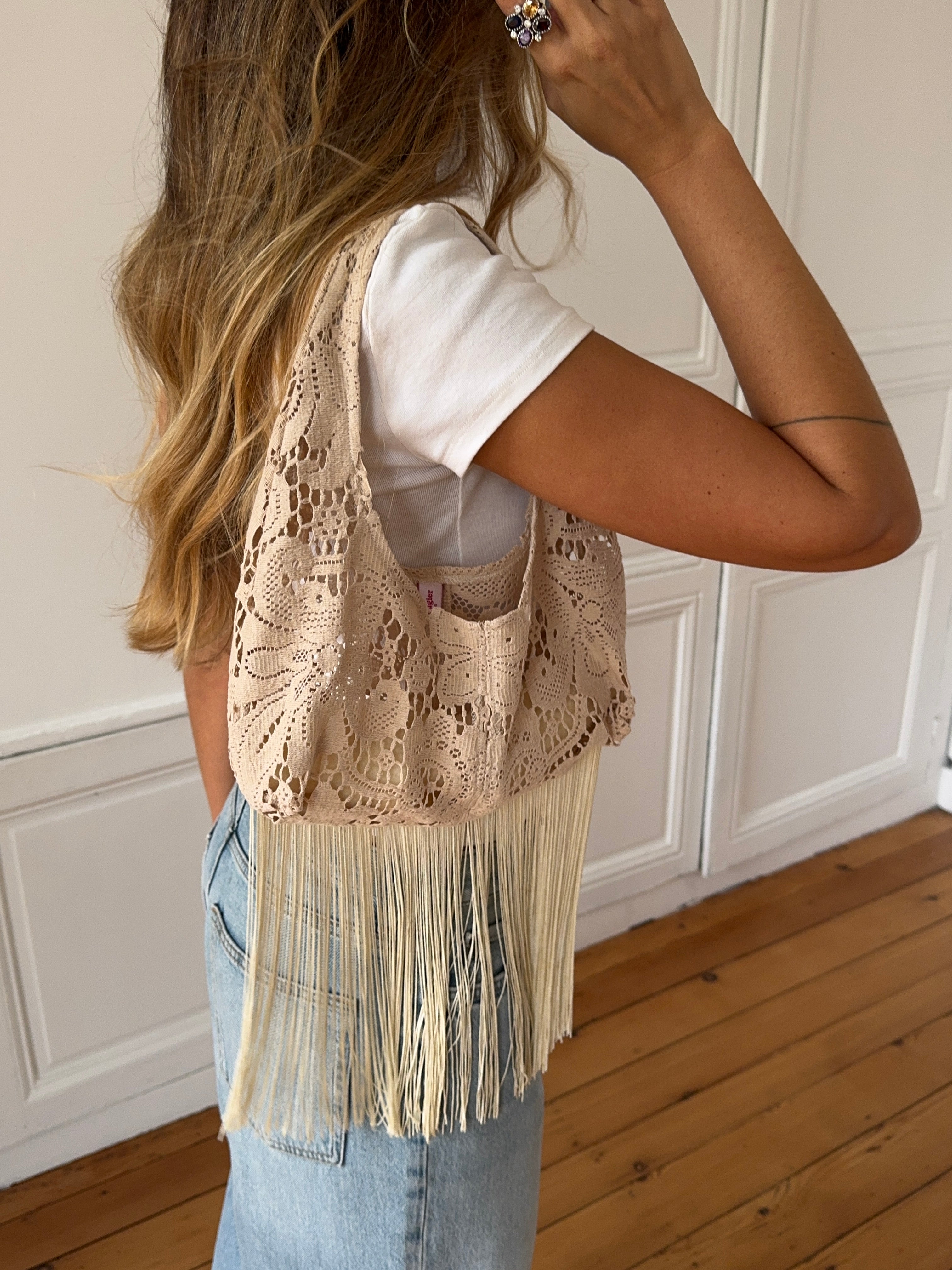 Sac upcyclé beige et franges