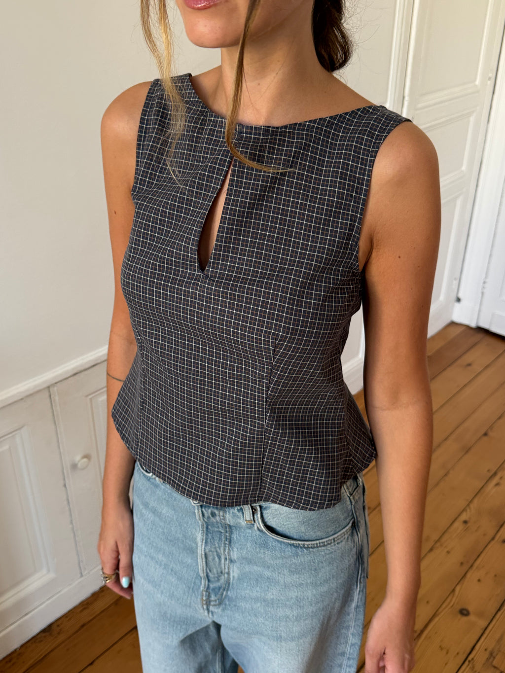 Top dos nu upcyclé à carreaux - S
