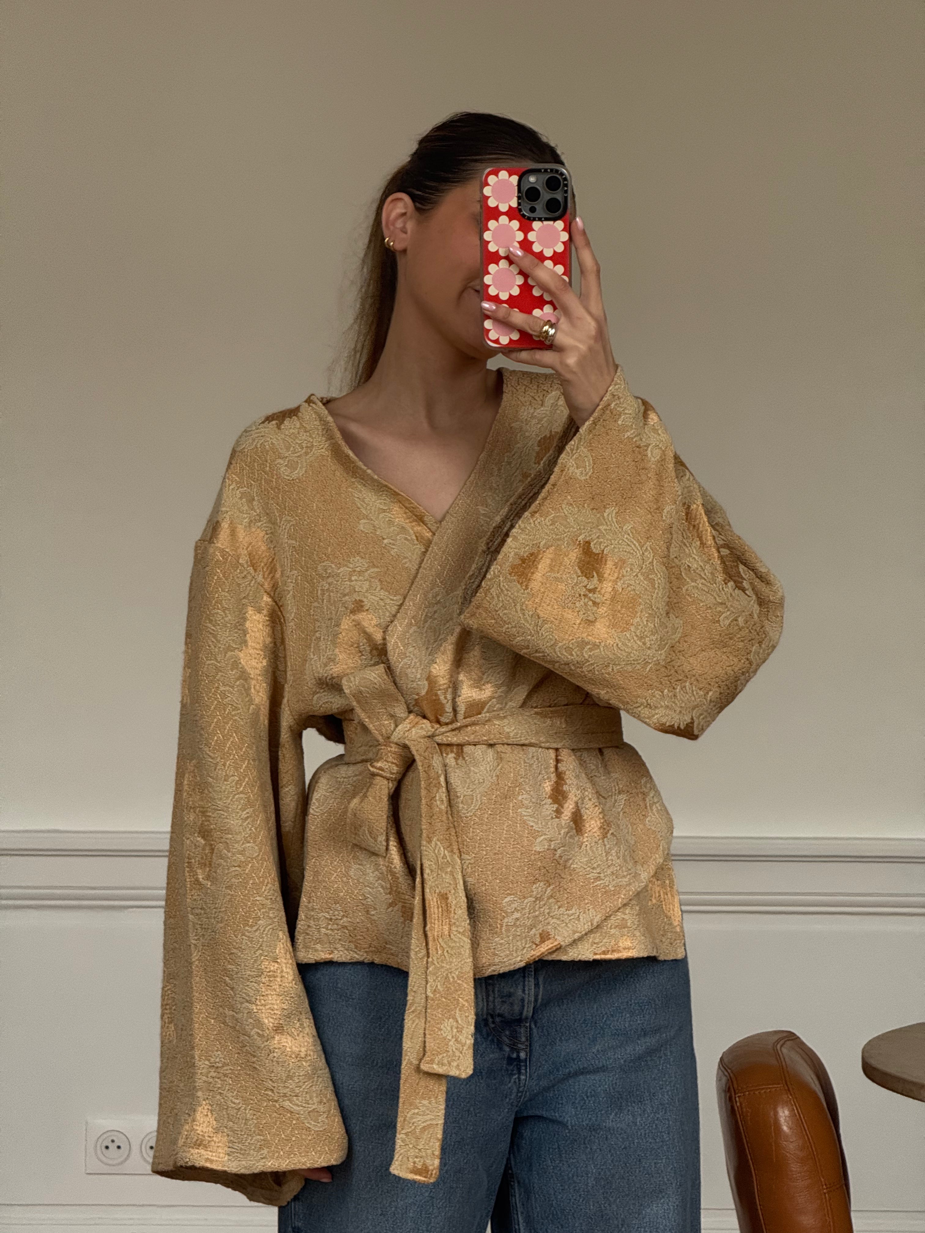 Kimono upcyclé orangé à motifs vintage