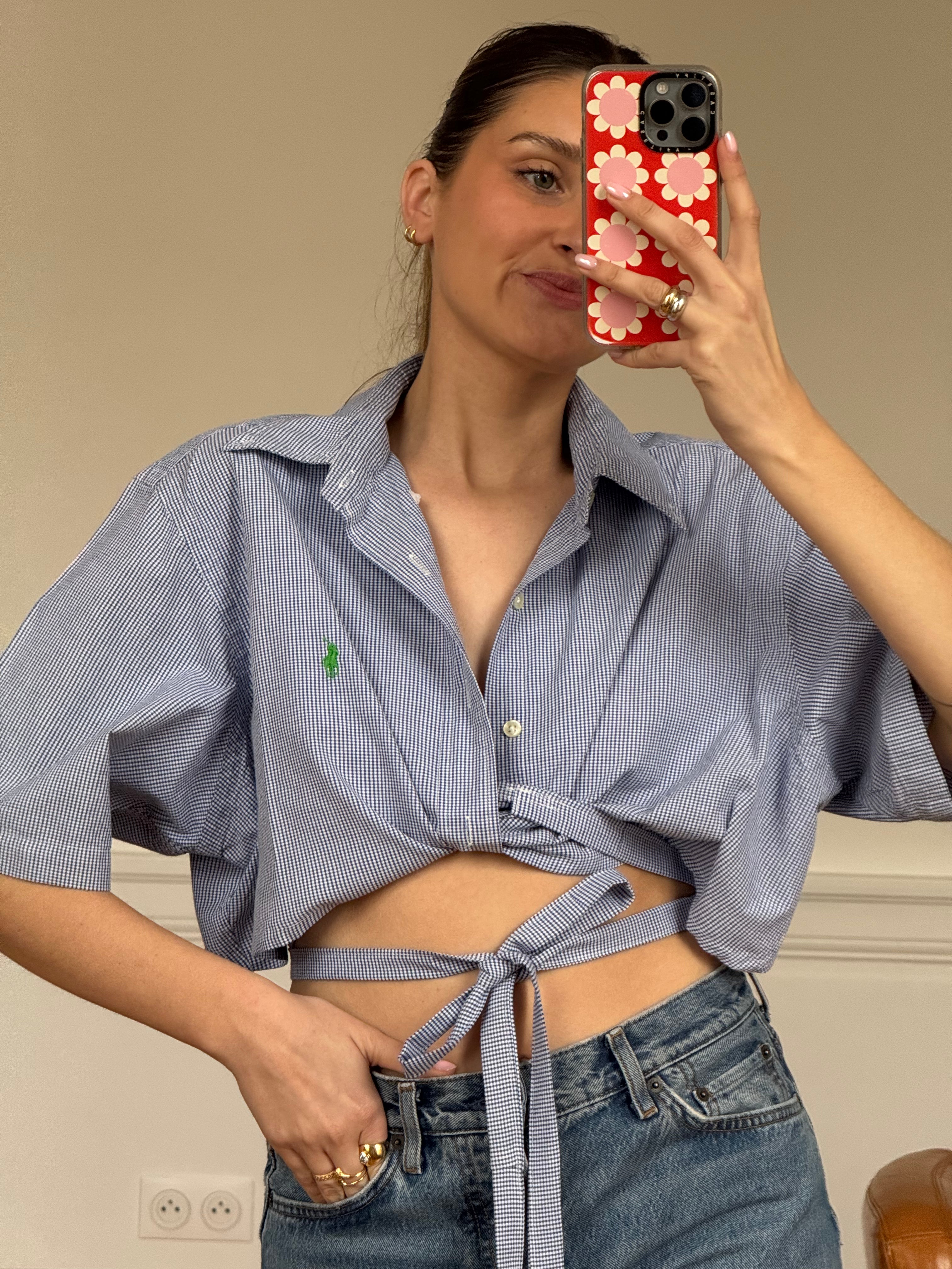 Chemisette upcyclée dos nu à petits carreaux bleus