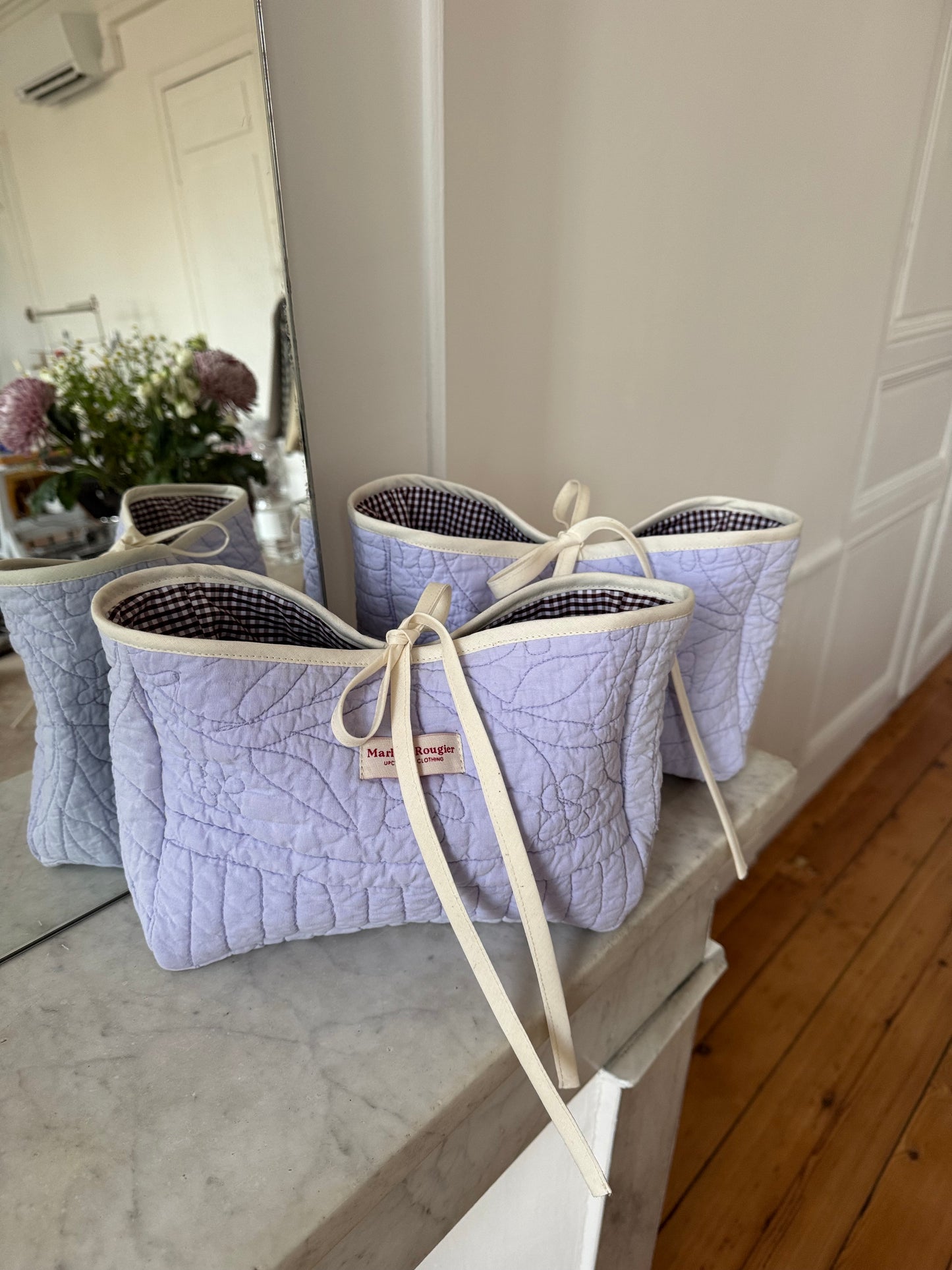 Trousse upcyclée matelassée lilas