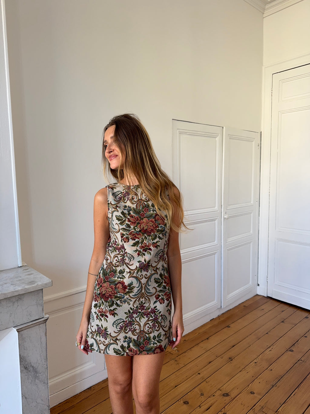 Robe dos nu upcyclée à fleurs
