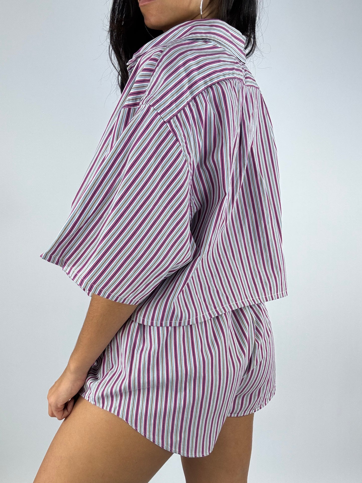 Ensemble upcyclé à rayures