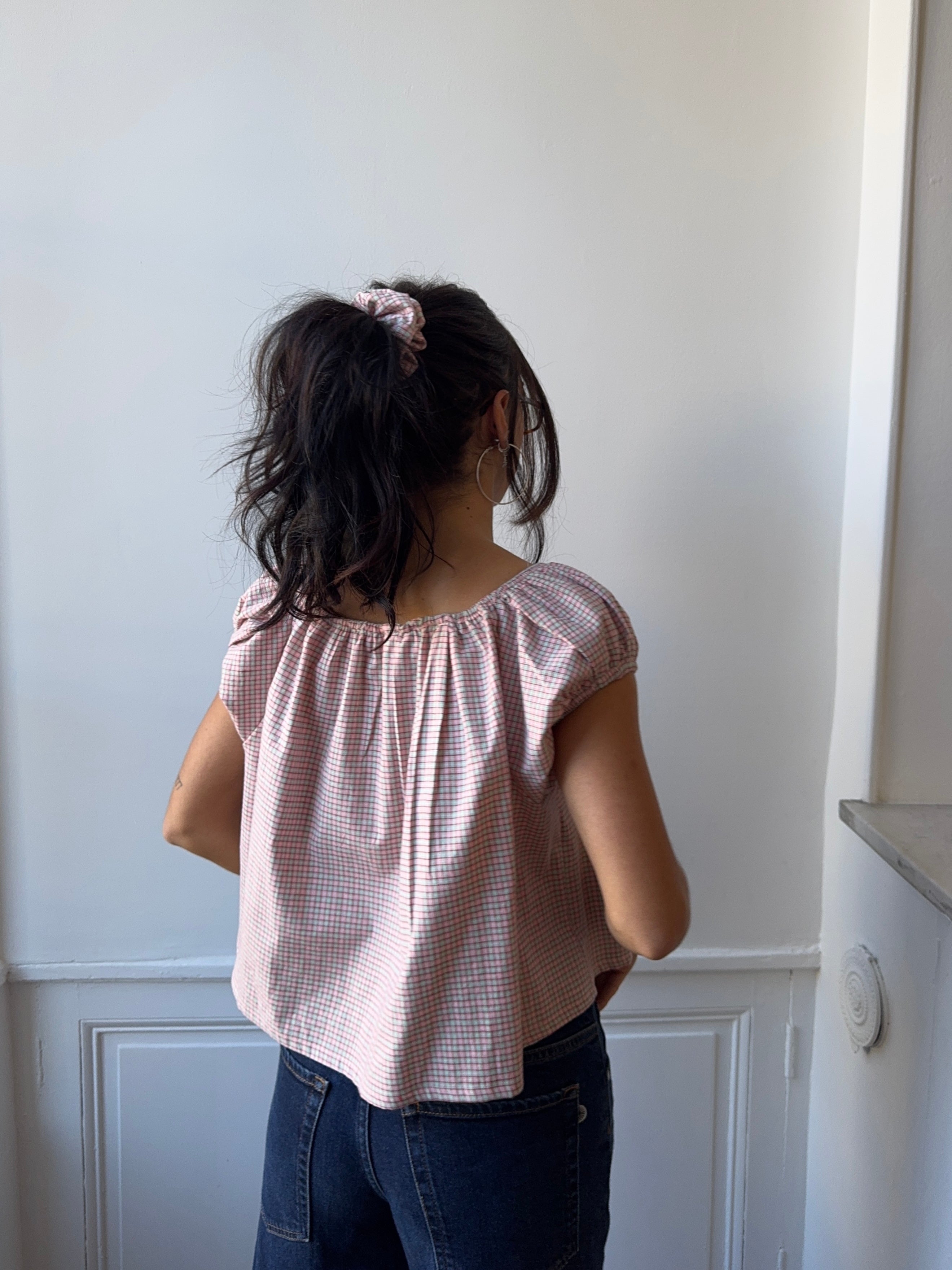 Blouse upcyclée à carreaux + foulard & chouchou