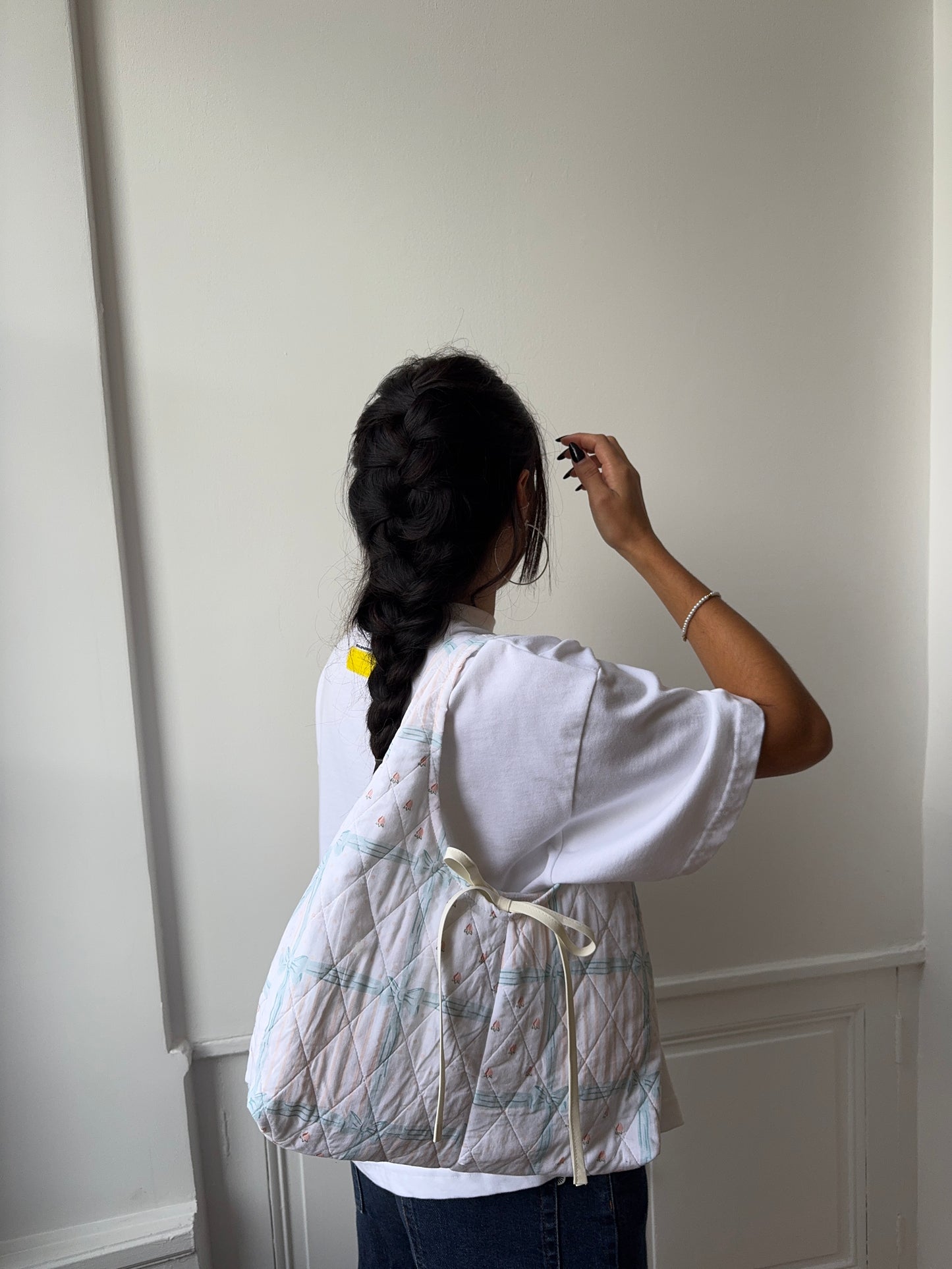 Sac upcyclé matelassé blanc à motifs